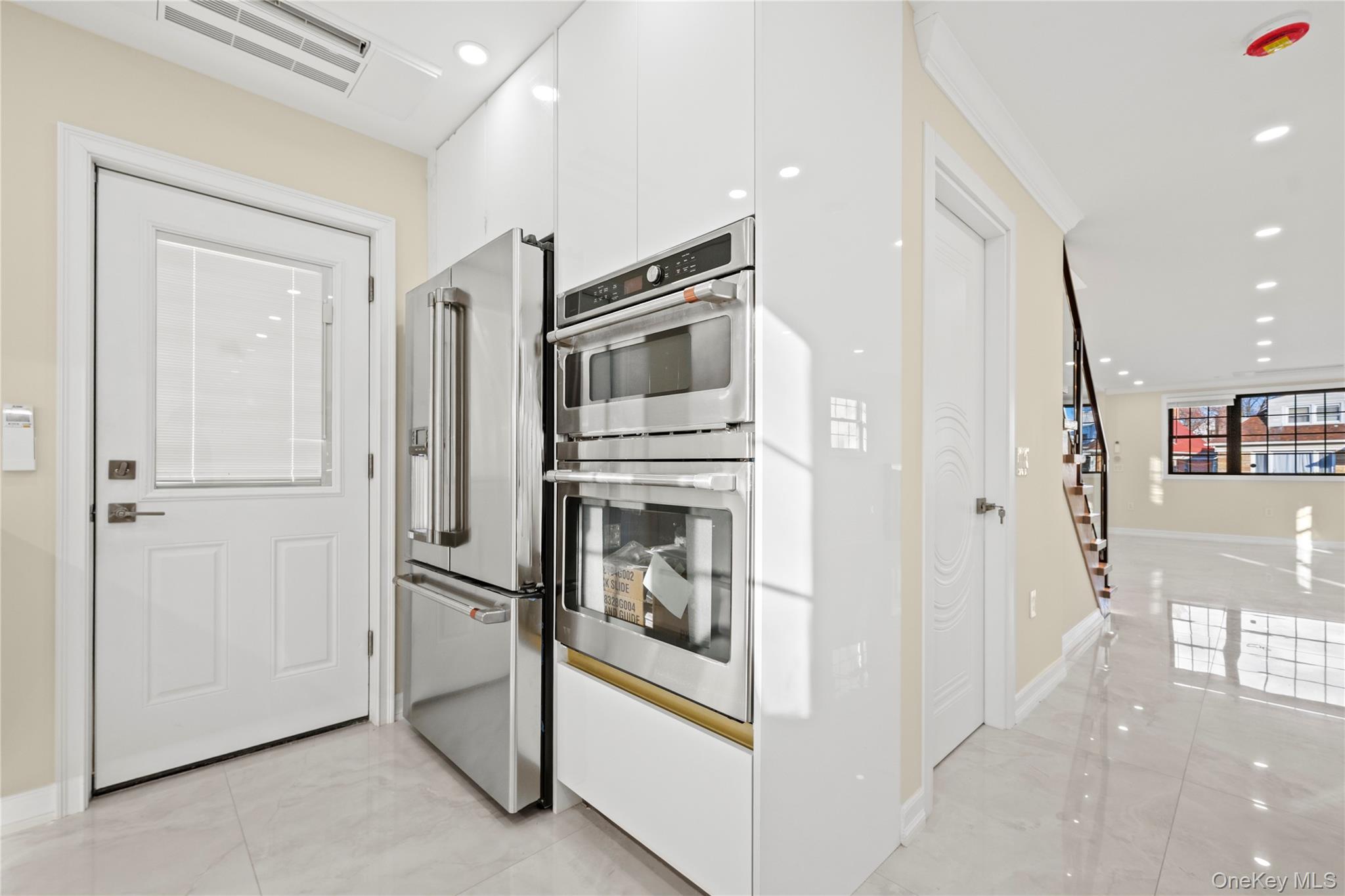 7662 174th Street, Fresh Meadows, NY 11366