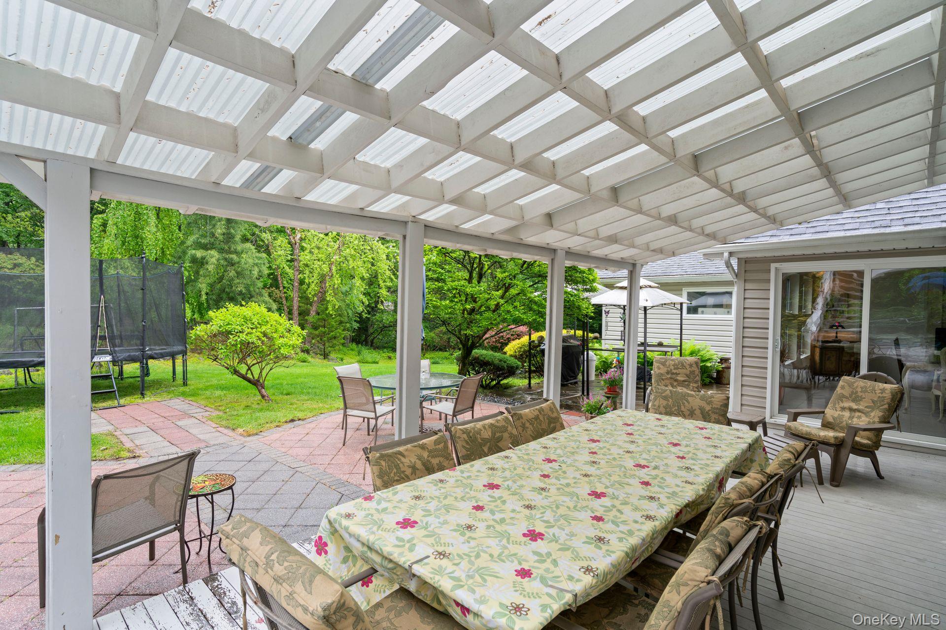 30 Darby Drive, South Huntington, NY 11746