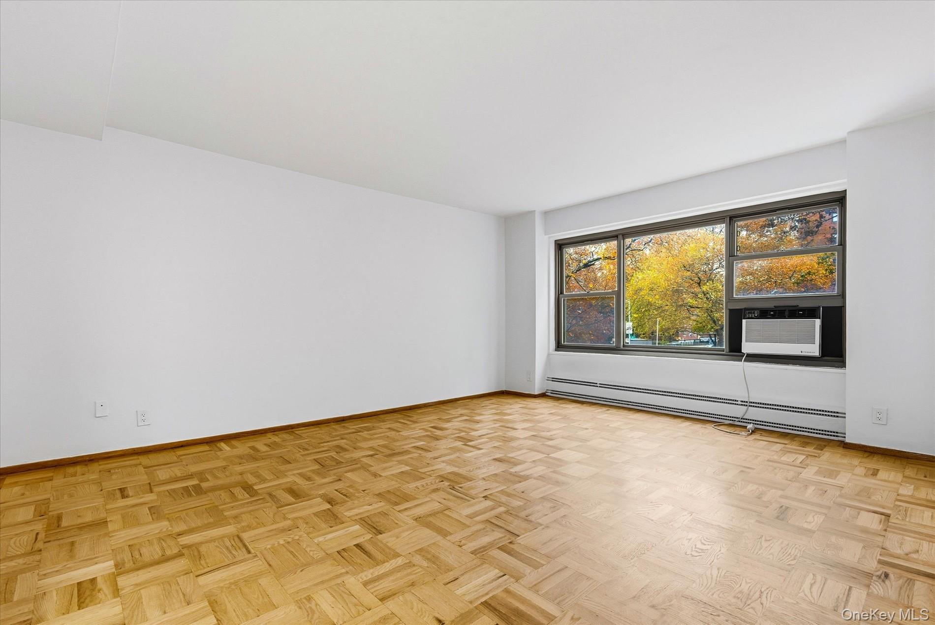 21-85 34th Avenue # 2D, Astoria, NY 11106