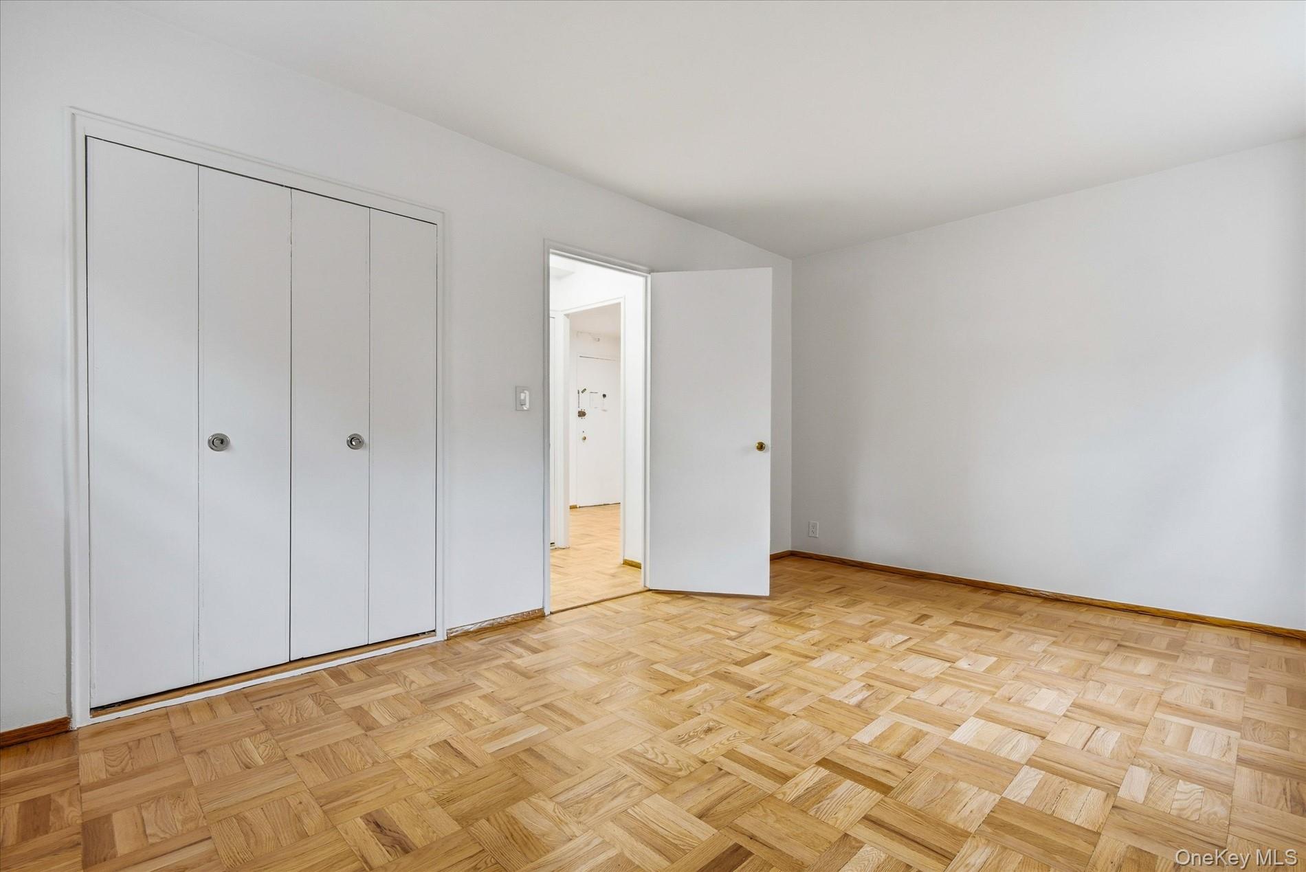 21-85 34th Avenue # 2D, Astoria, NY 11106