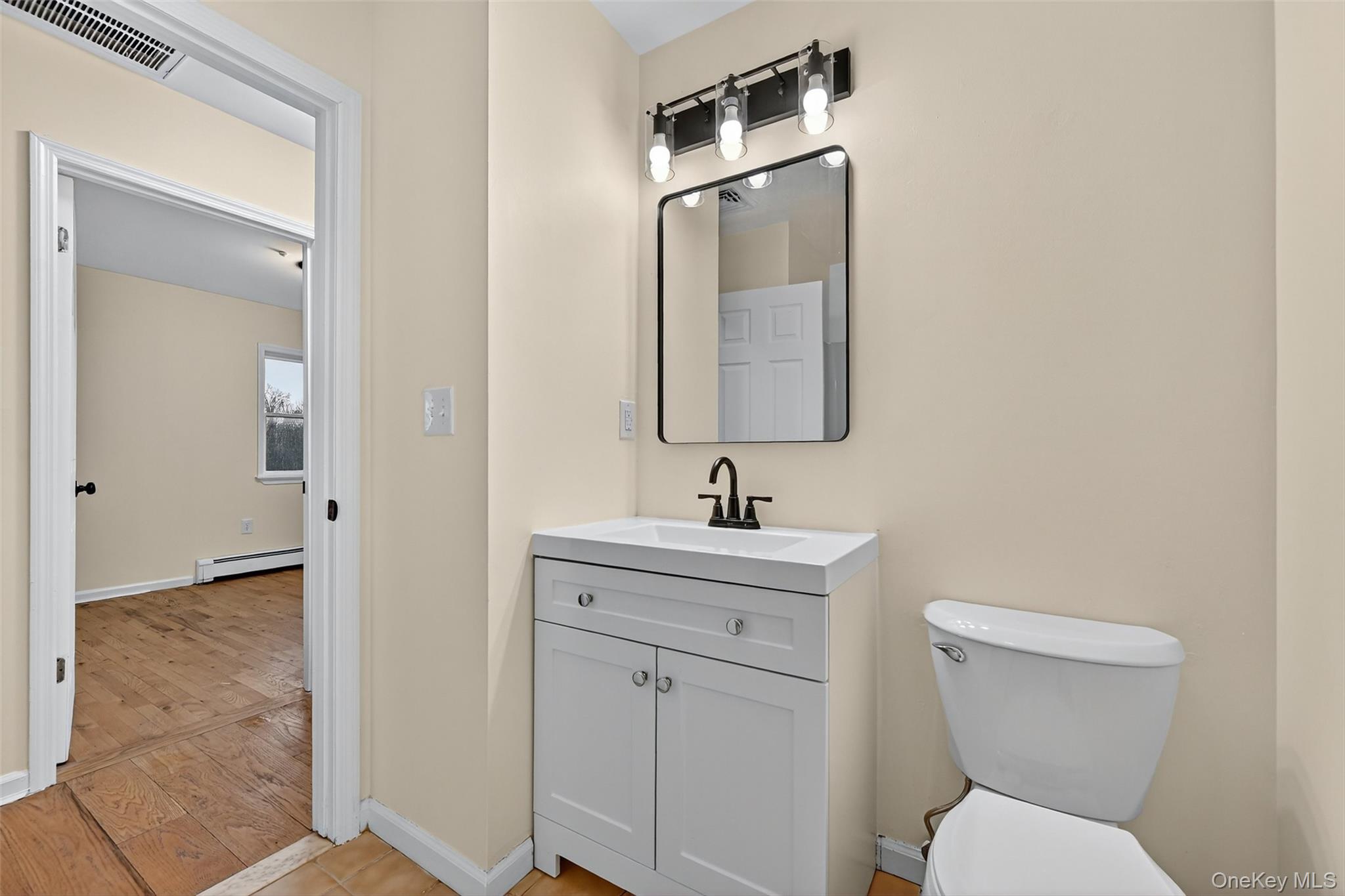 14 Country Meadows Road, New Paltz, NY 12561