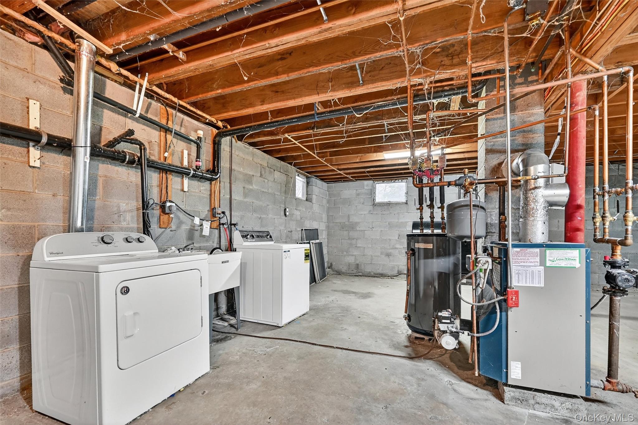 14 Country Meadows Road, New Paltz, NY 12561