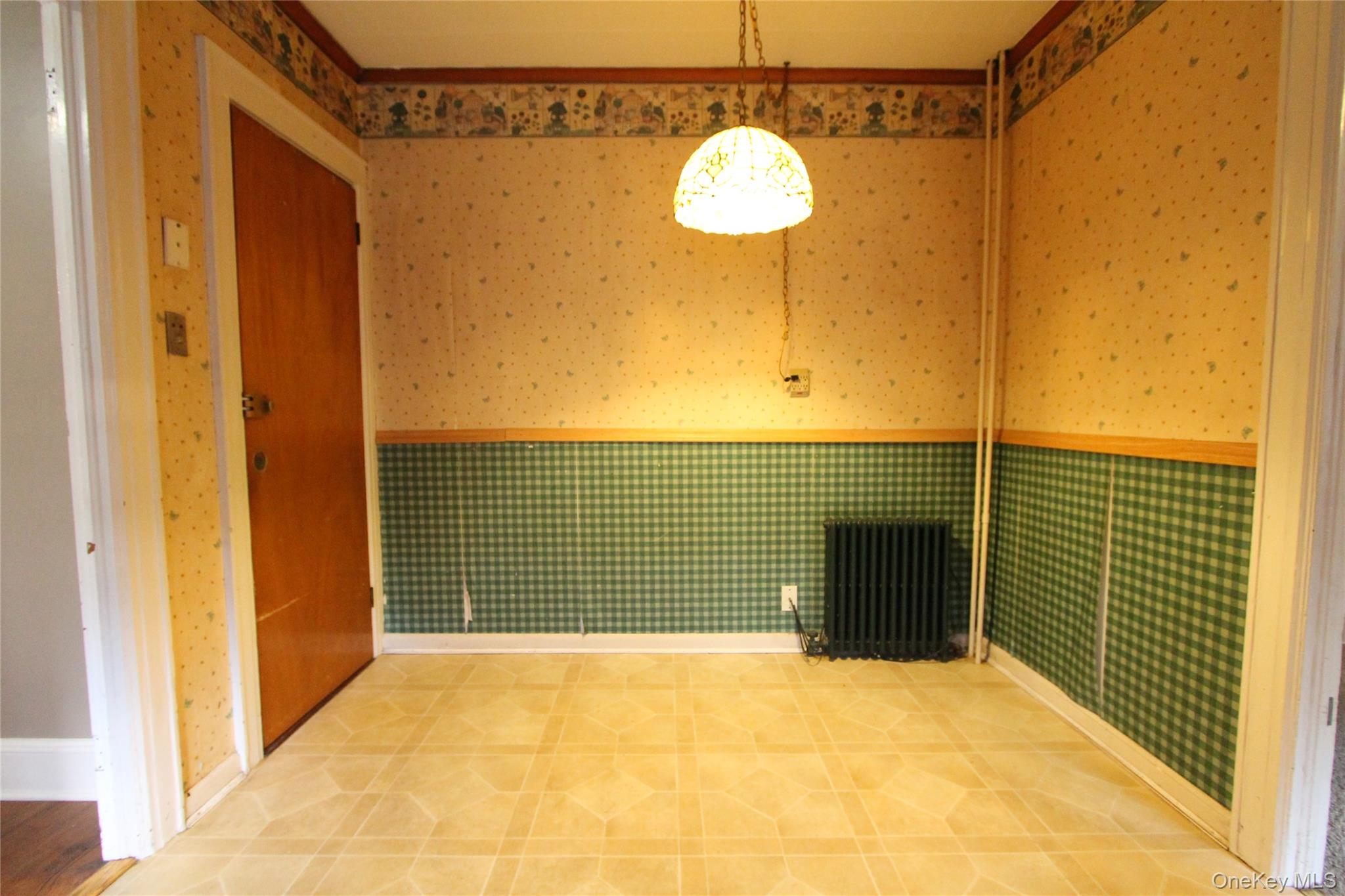 61-54 56th Avenue, Maspeth, NY 11378