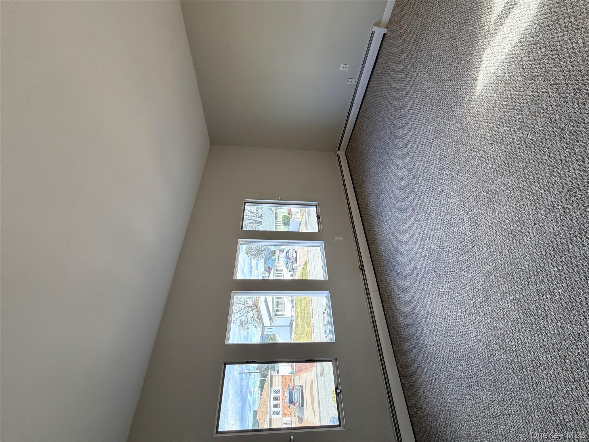 305 Deauville Parkway, Lindenhurst, NY 11757