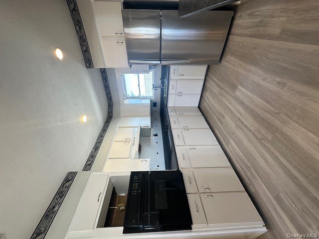 305 Deauville Parkway, Lindenhurst, NY 11757