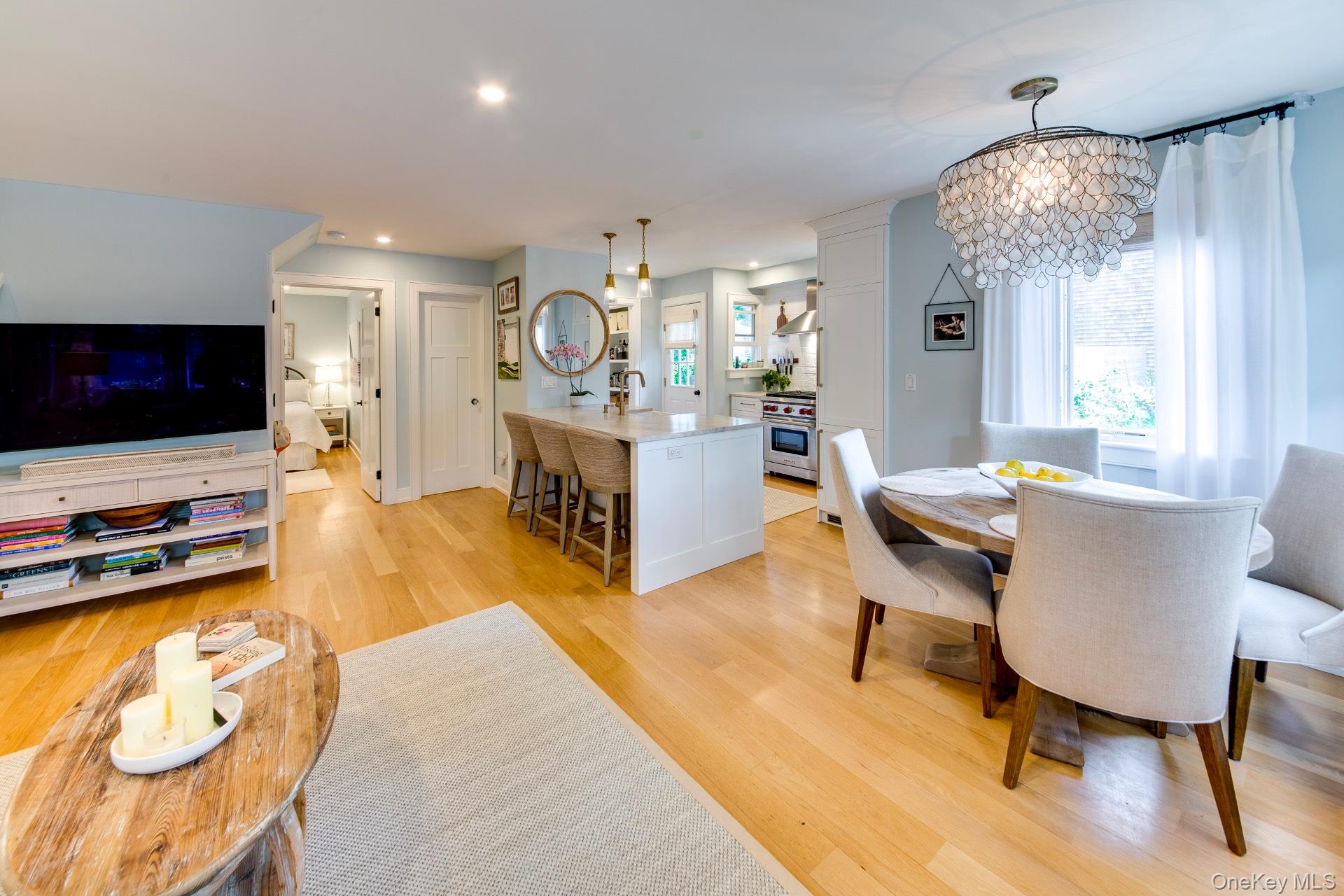 5 Oak Road, Sag Harbor, NY 11963