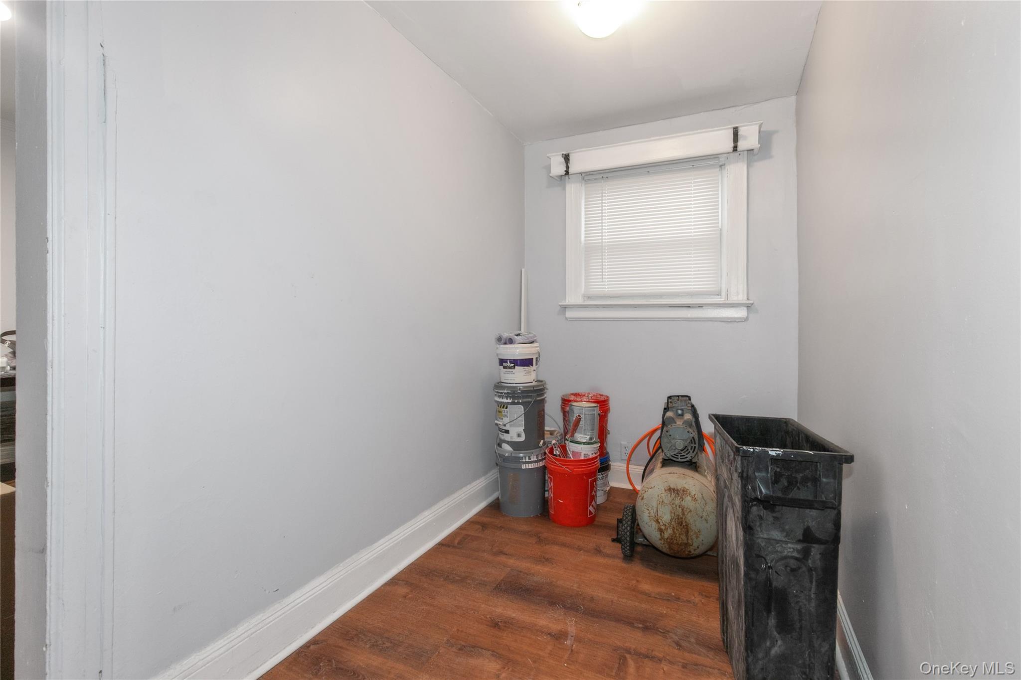 15 Clyde Avenue, Hempstead, NY 11550