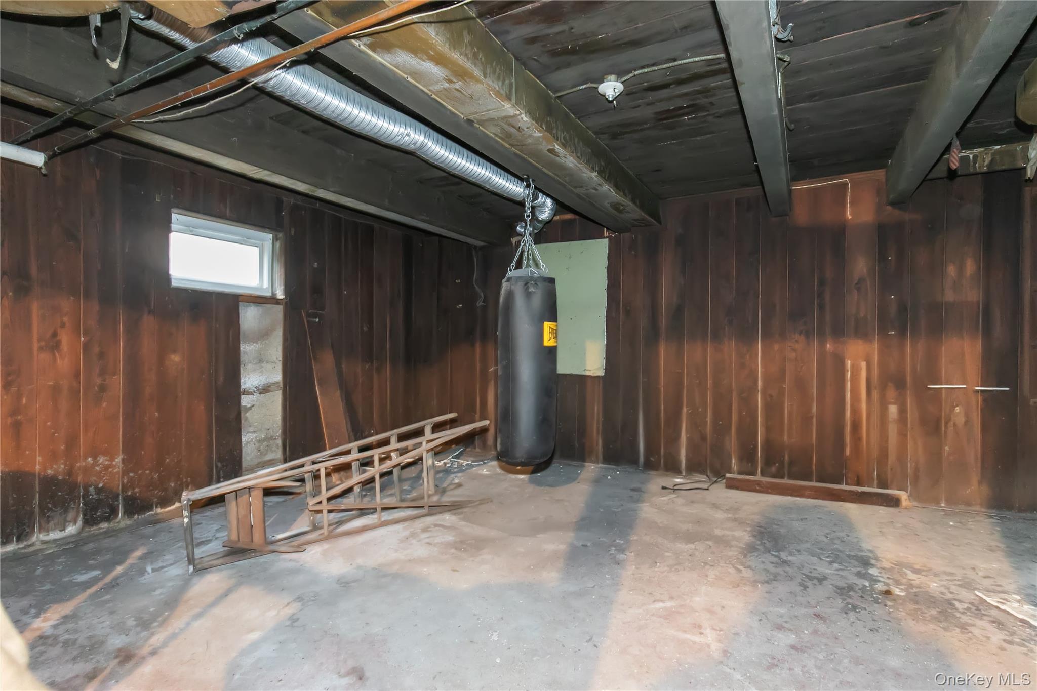 15 Clyde Avenue, Hempstead, NY 11550