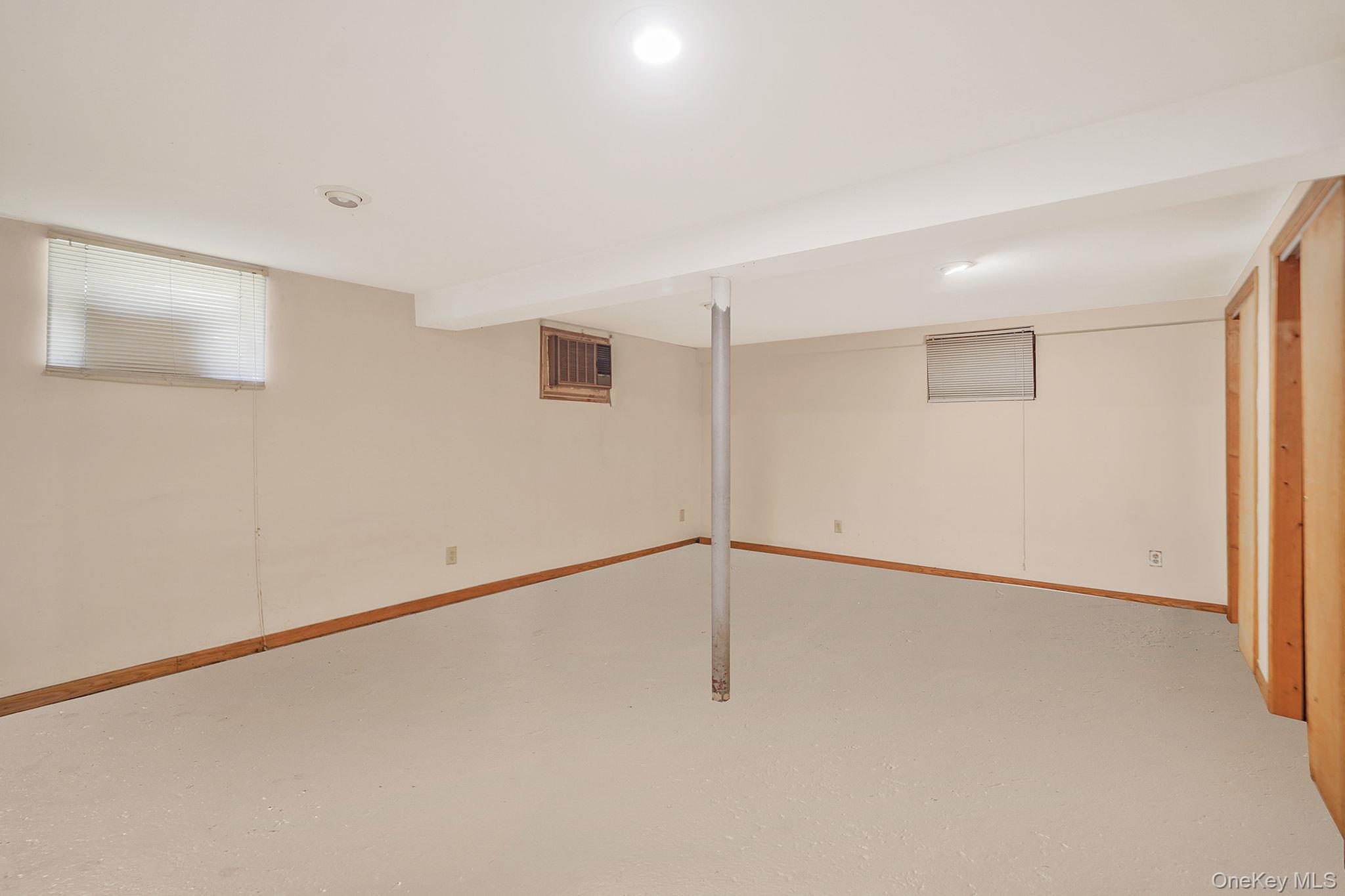 24 E 6th Street, Patchogue, NY 11772