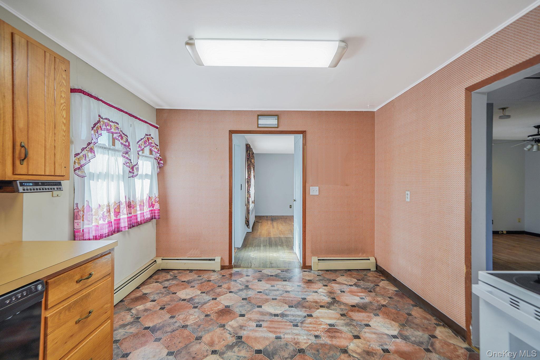 24 E 6th Street, Patchogue, NY 11772