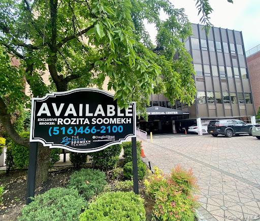 29 Barstow # 304, Great Neck, NY 11021