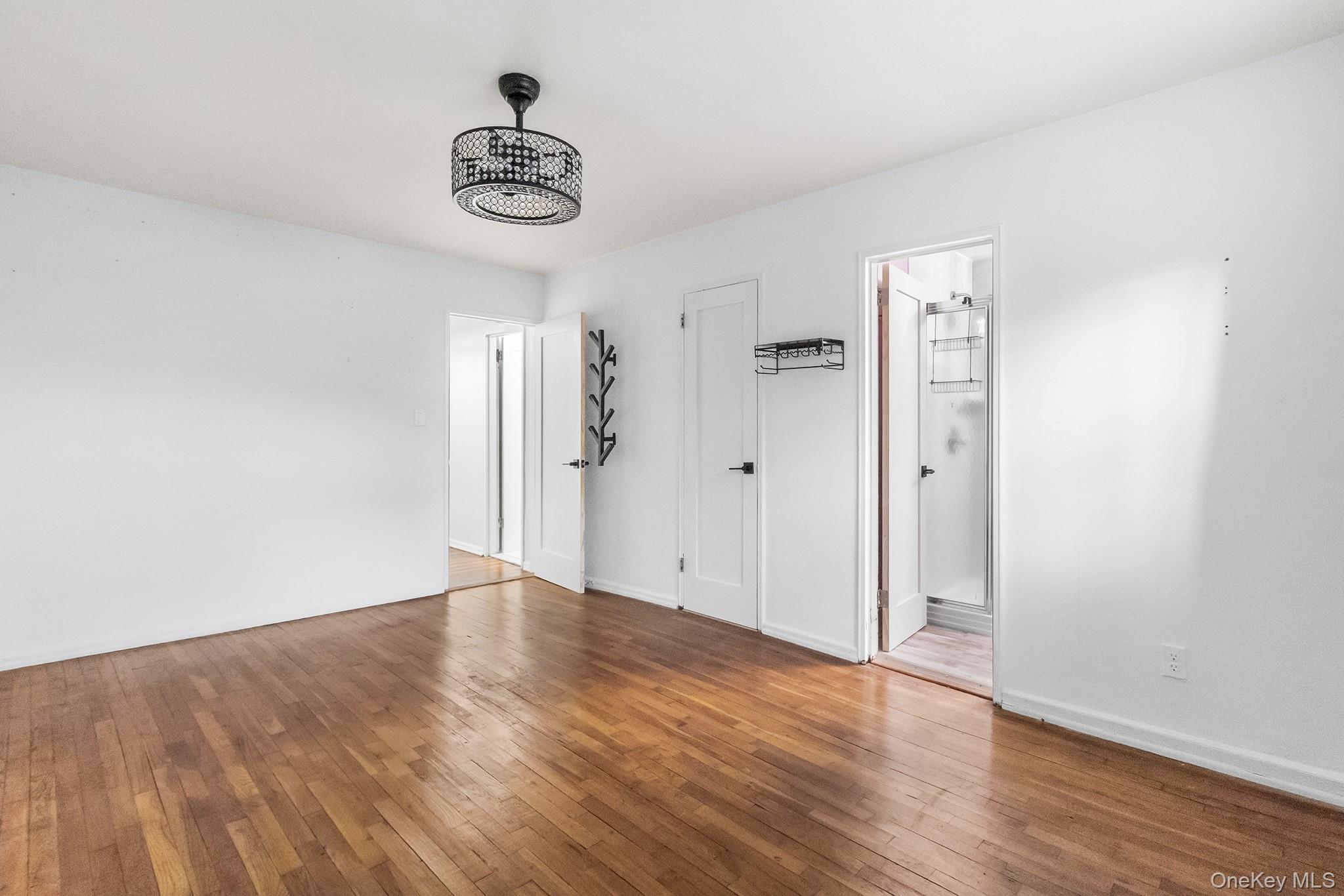 1209 E Broadway # D15, Hewlett, NY 11557