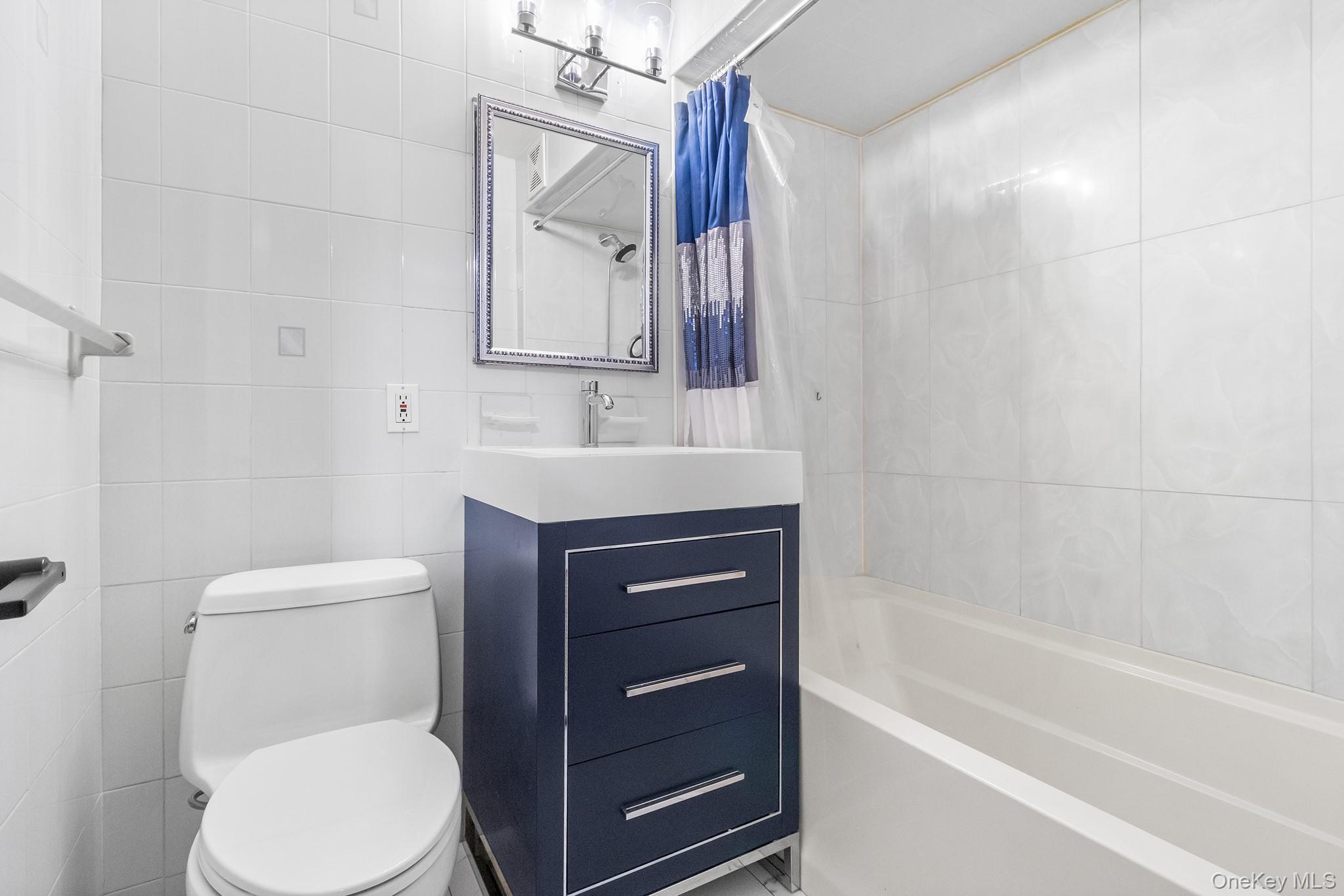 1209 E Broadway # D15, Hewlett, NY 11557