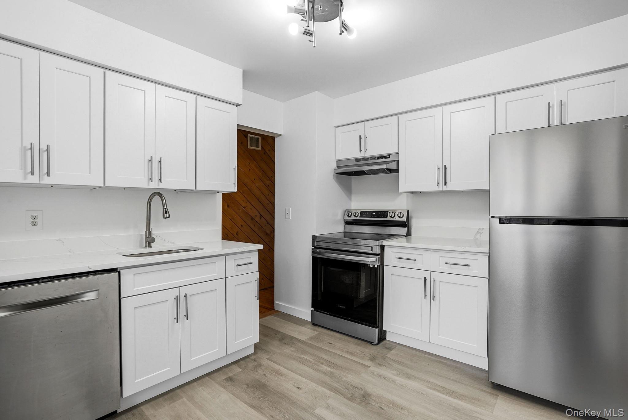 55 Robin Drive, Carmel, NY 10512