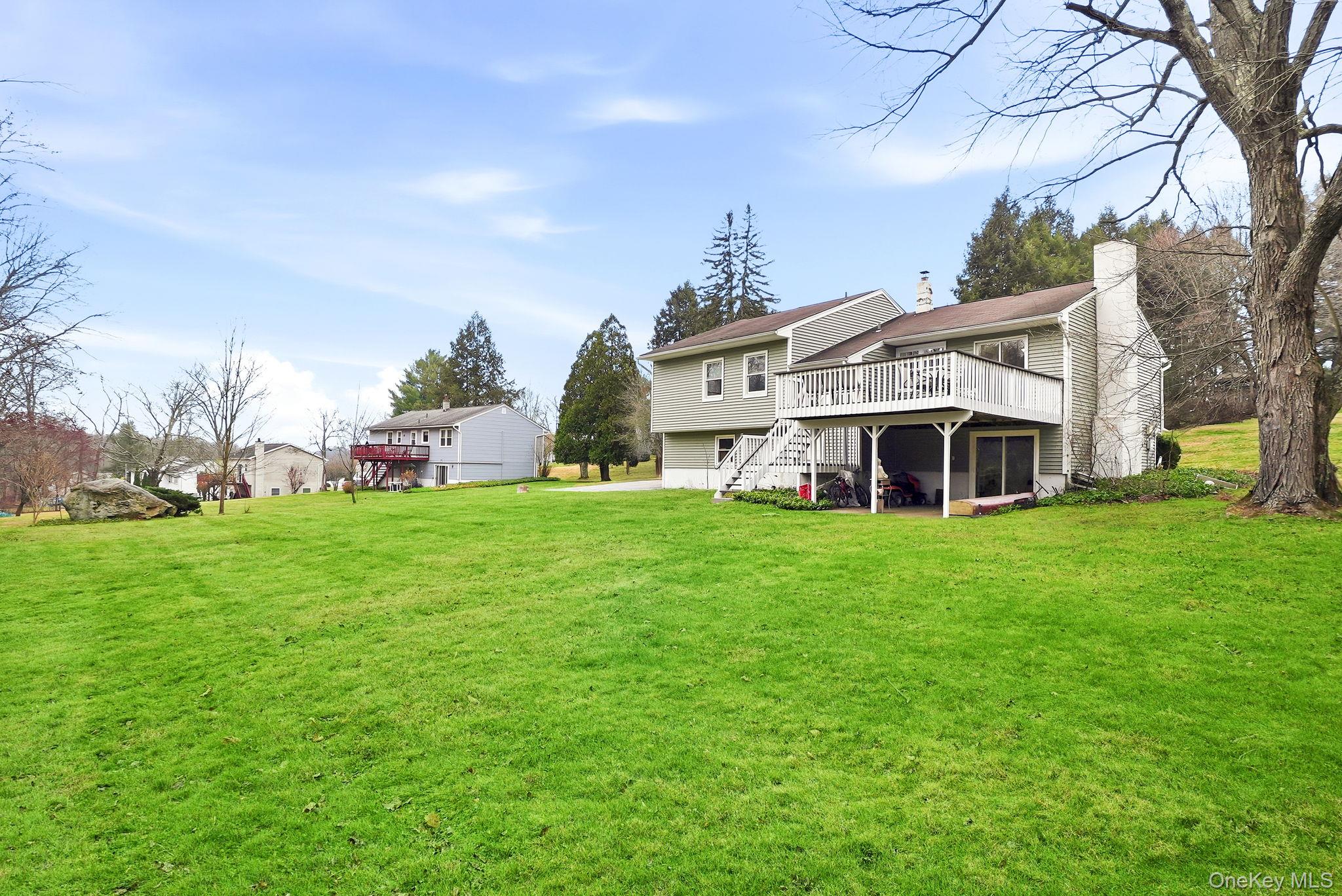 55 Robin Drive, Carmel, NY 10512