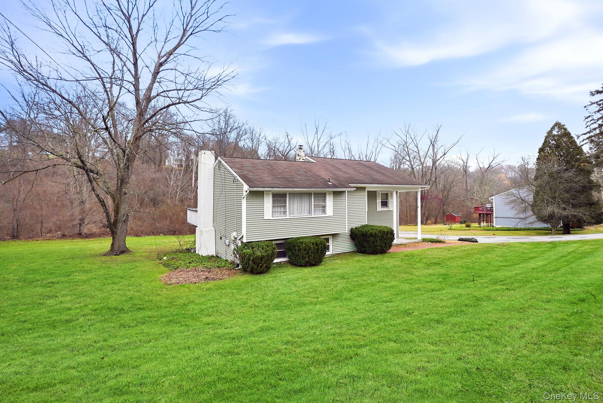 55 Robin Drive, Carmel, NY 10512