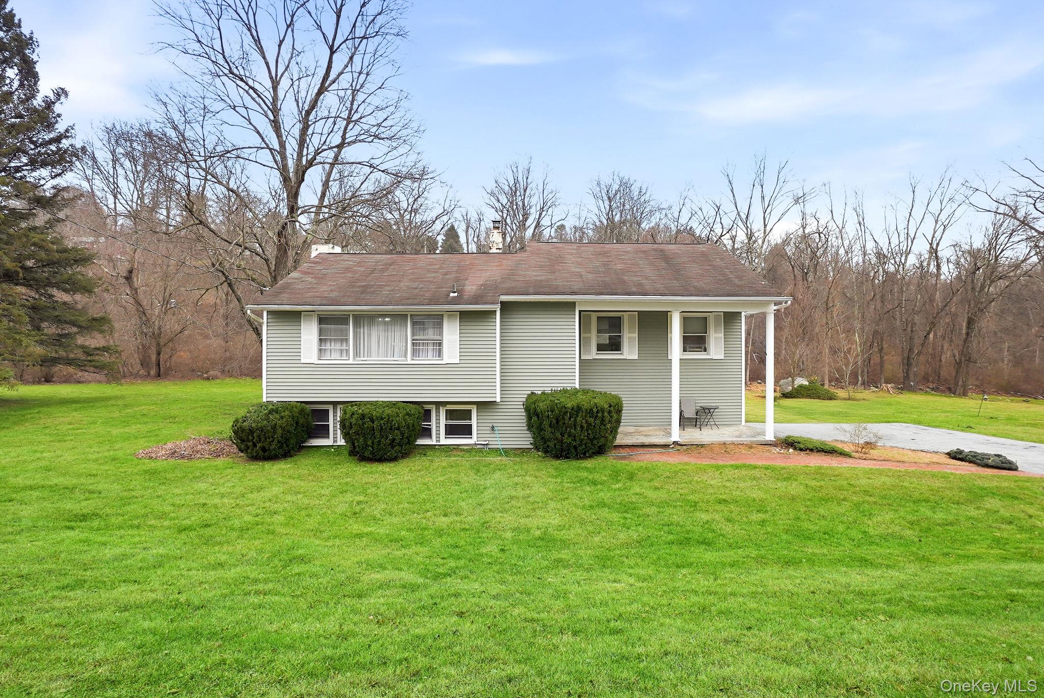 55 Robin Drive, Carmel, NY 10512