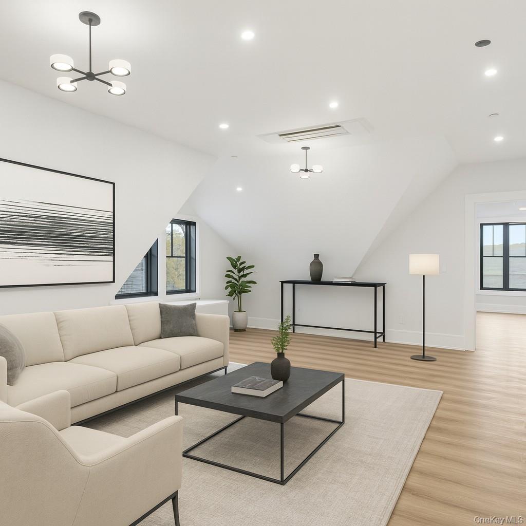 34 Clinton Avenue # 9, Dobbs Ferry, NY 10522