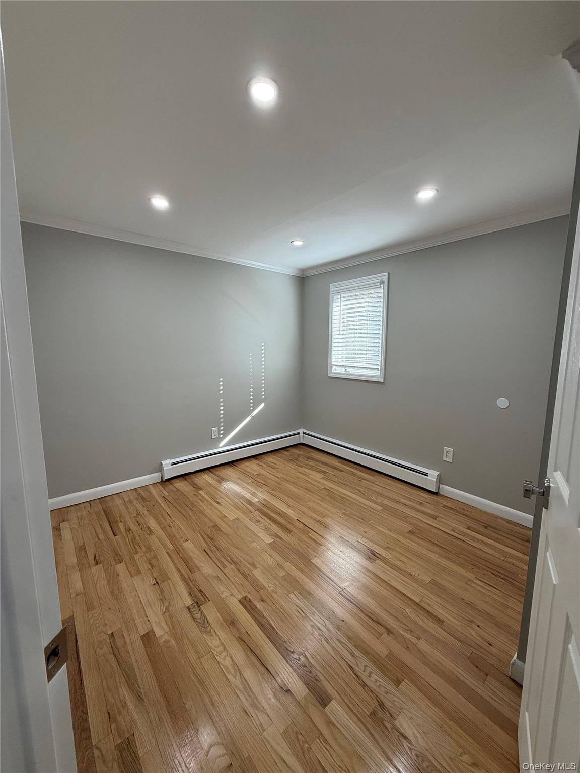 44 Pine Street, Blue Point, NY 11715