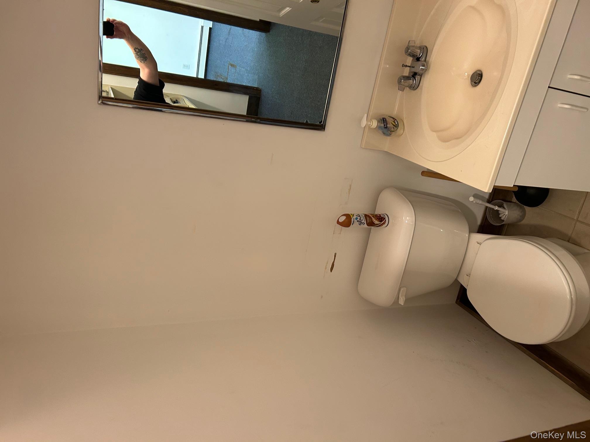 423 First Avenue, Greenport, NY 11944