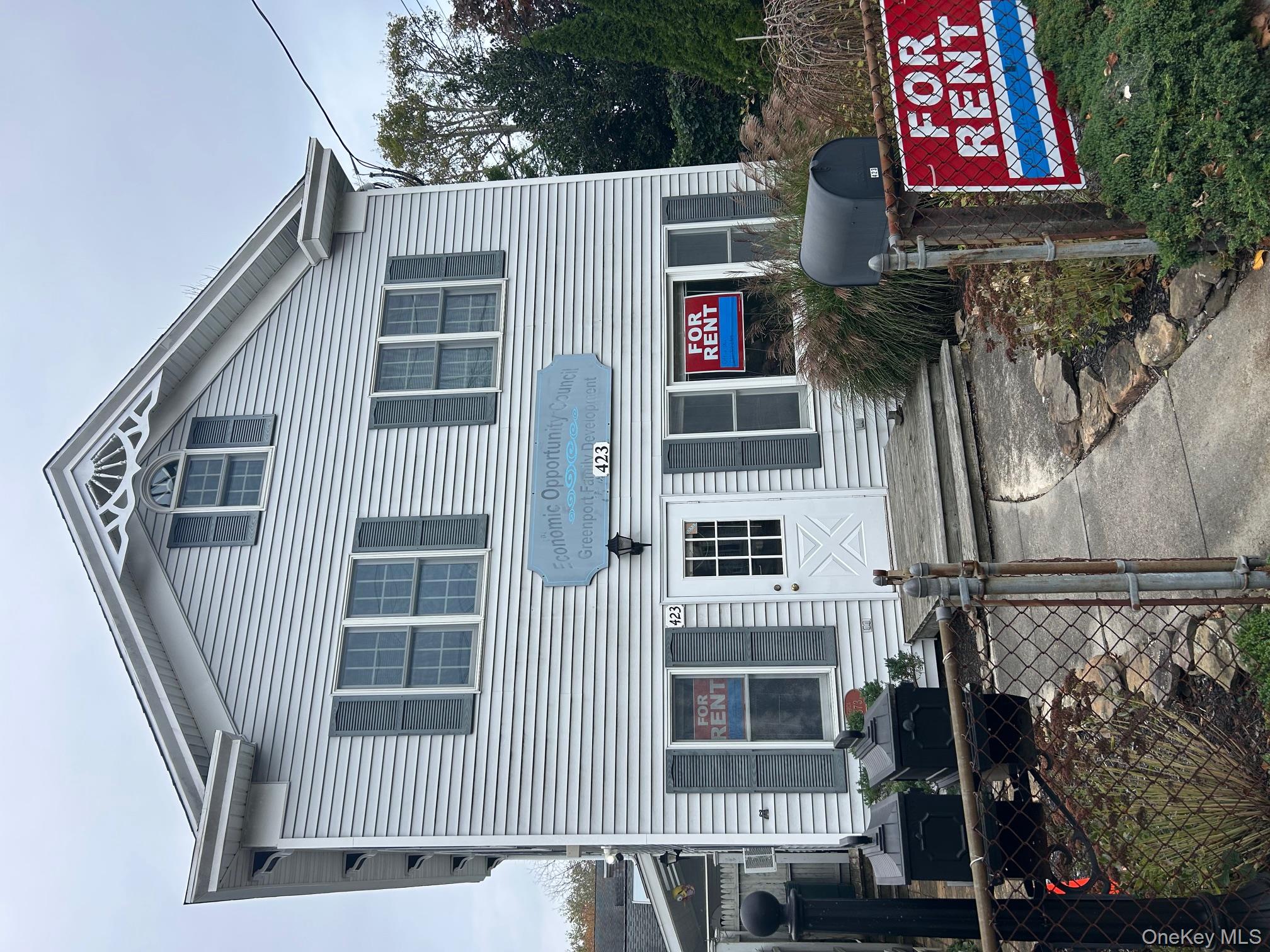 423 First Avenue, Greenport, NY 11944