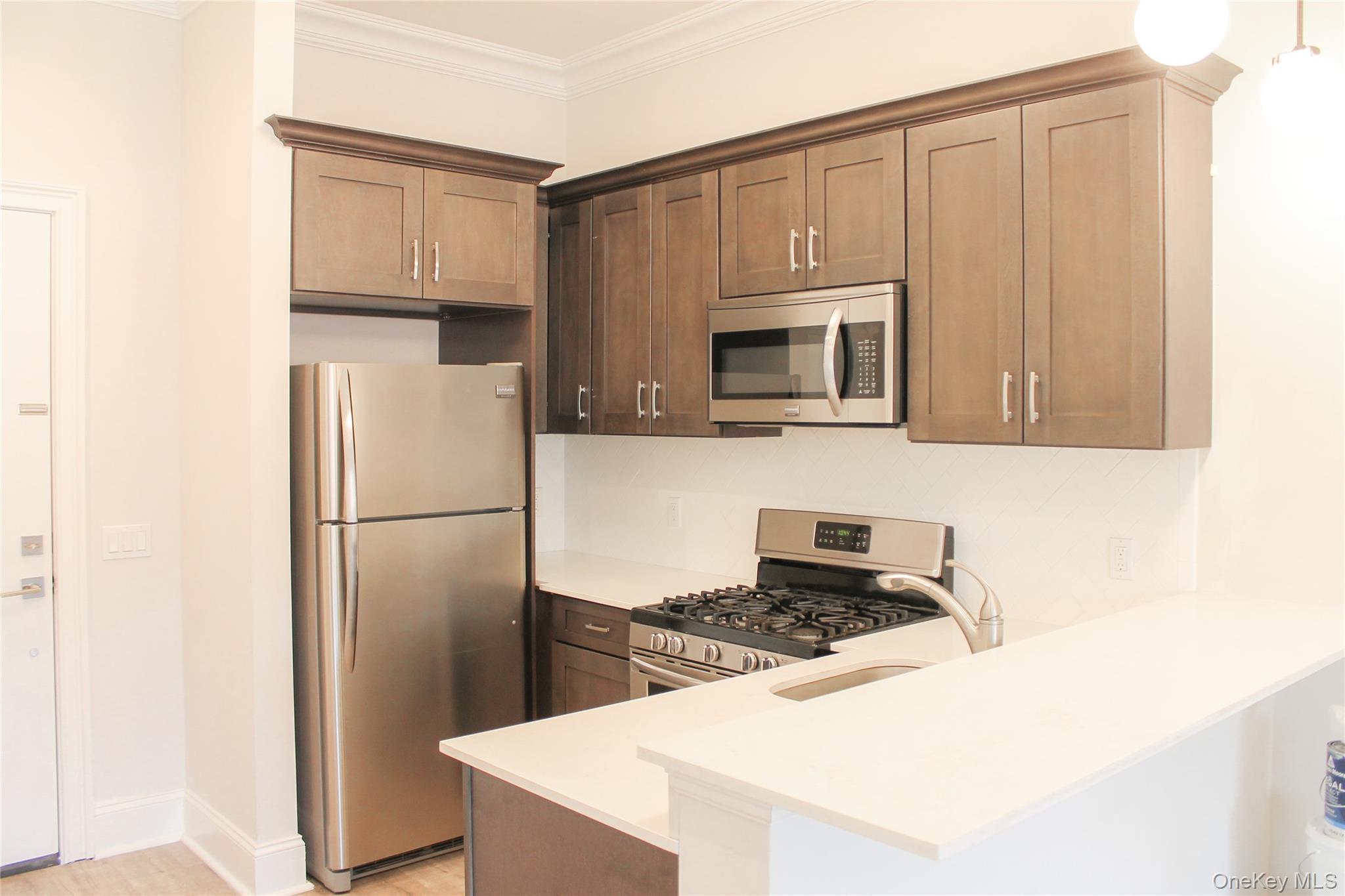 226 New York Avenue # 302, Huntington, NY 11743