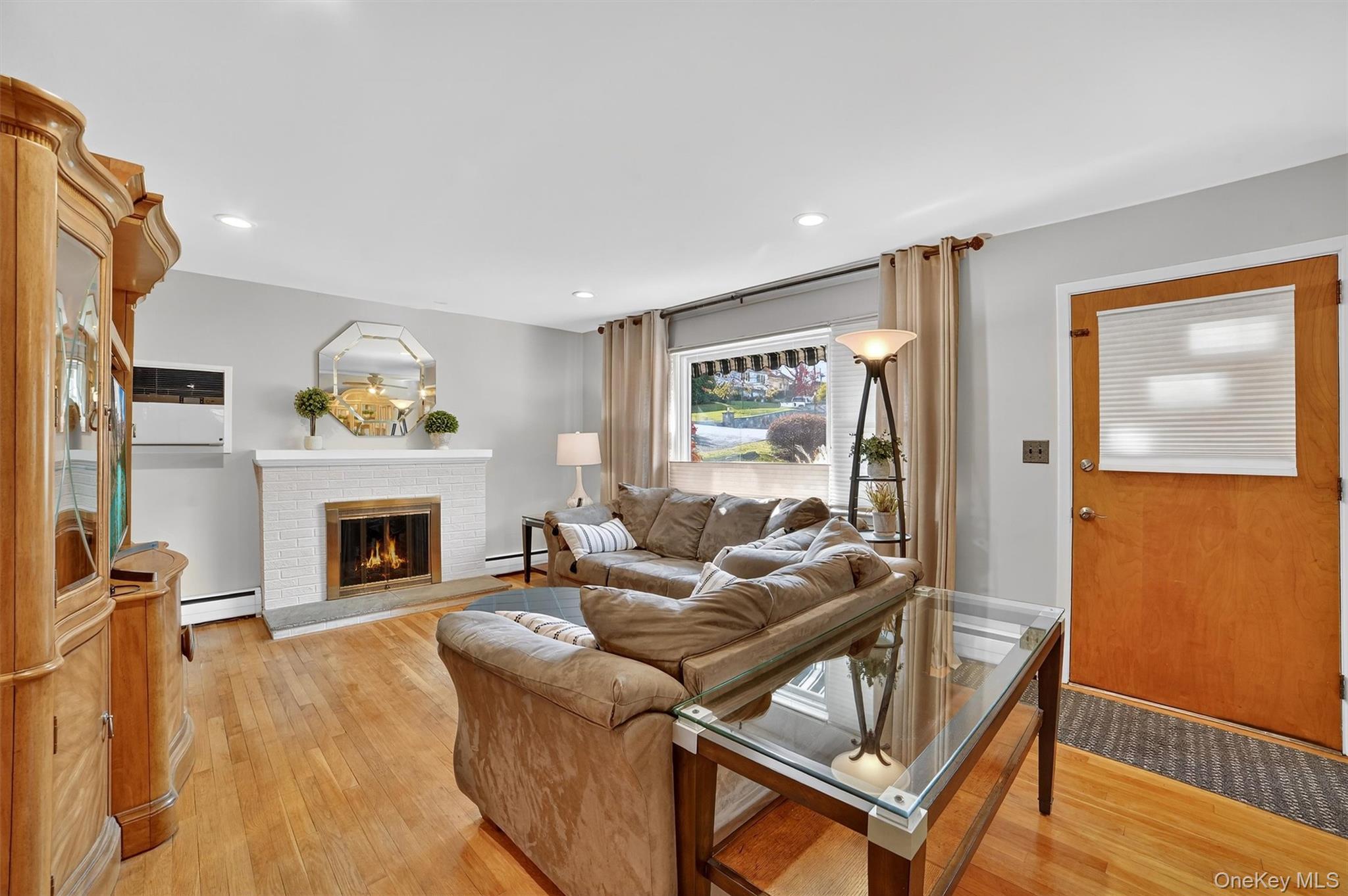 322 Brighton Avenue, Hawthorne, NY 10532