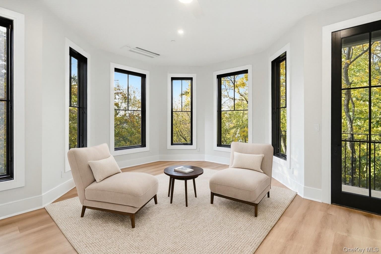 34 Clinton Avenue # 4, Dobbs Ferry, NY 10522