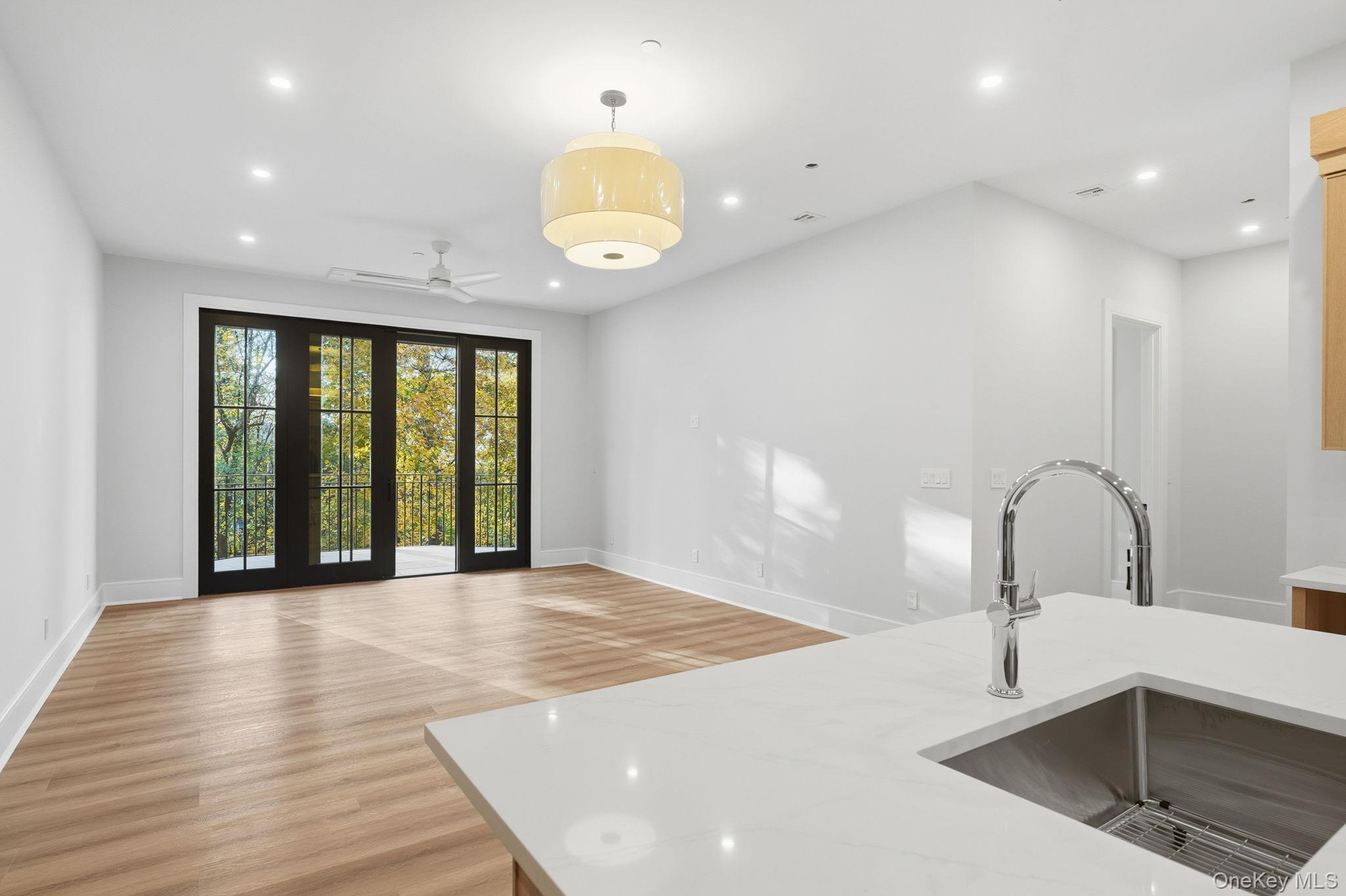 34 Clinton Avenue # 4, Dobbs Ferry, NY 10522