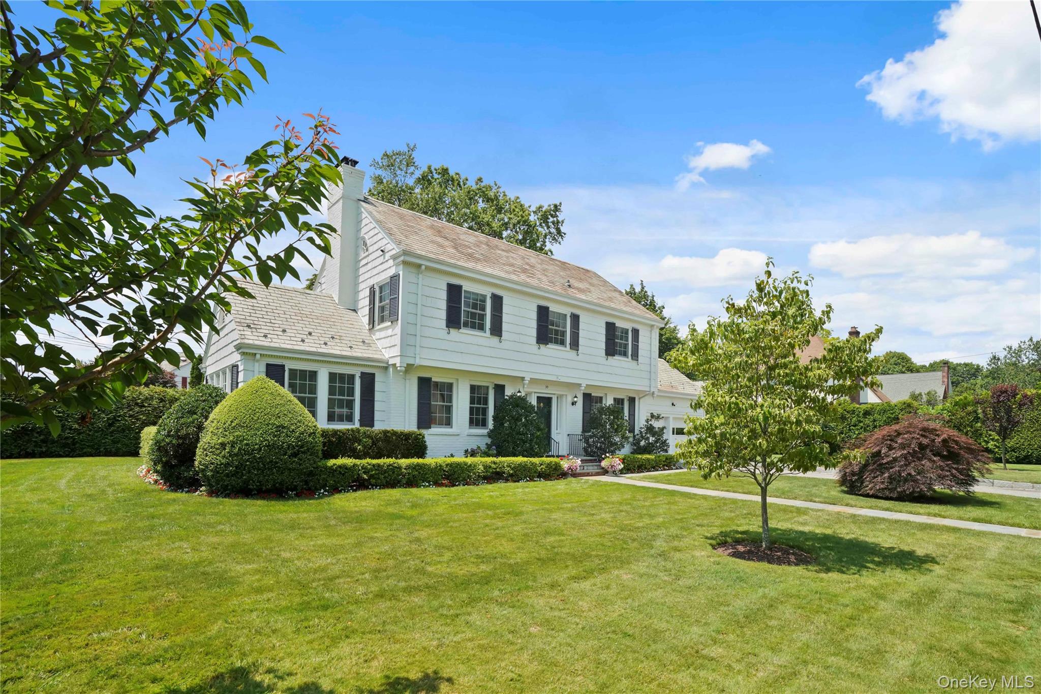 30 Summit Street, Eastchester, NY 10709