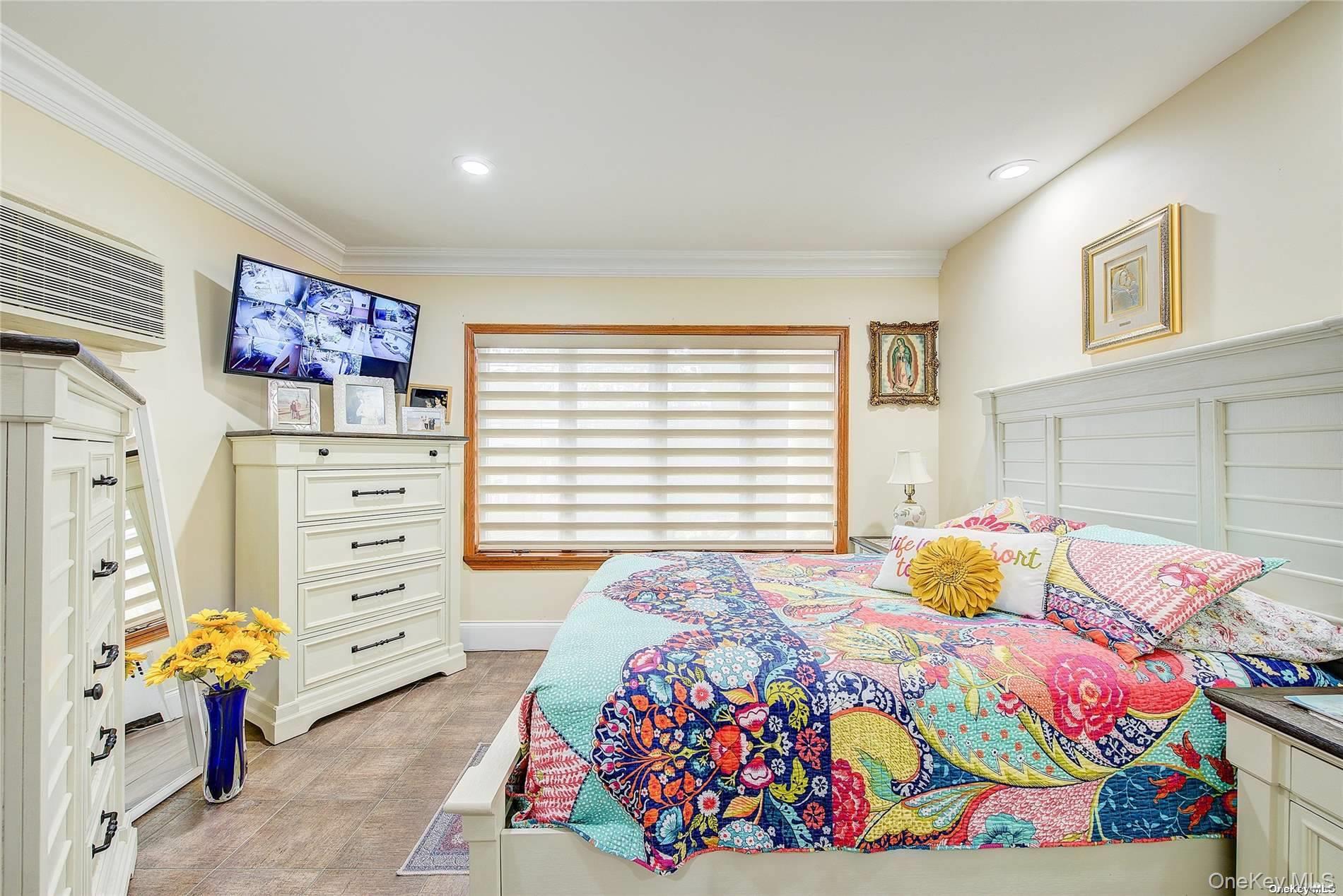 43-33 163rd Street, Flushing, NY 11358