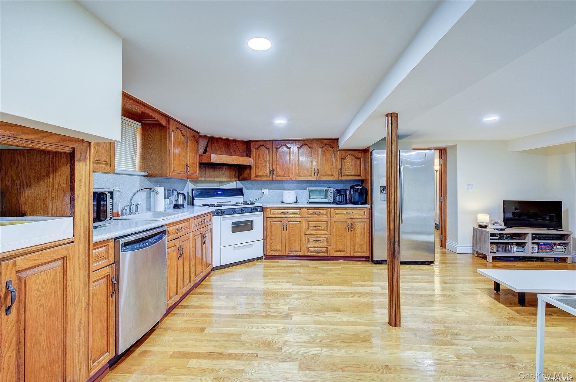 43-33 163rd Street, Flushing, NY 11358