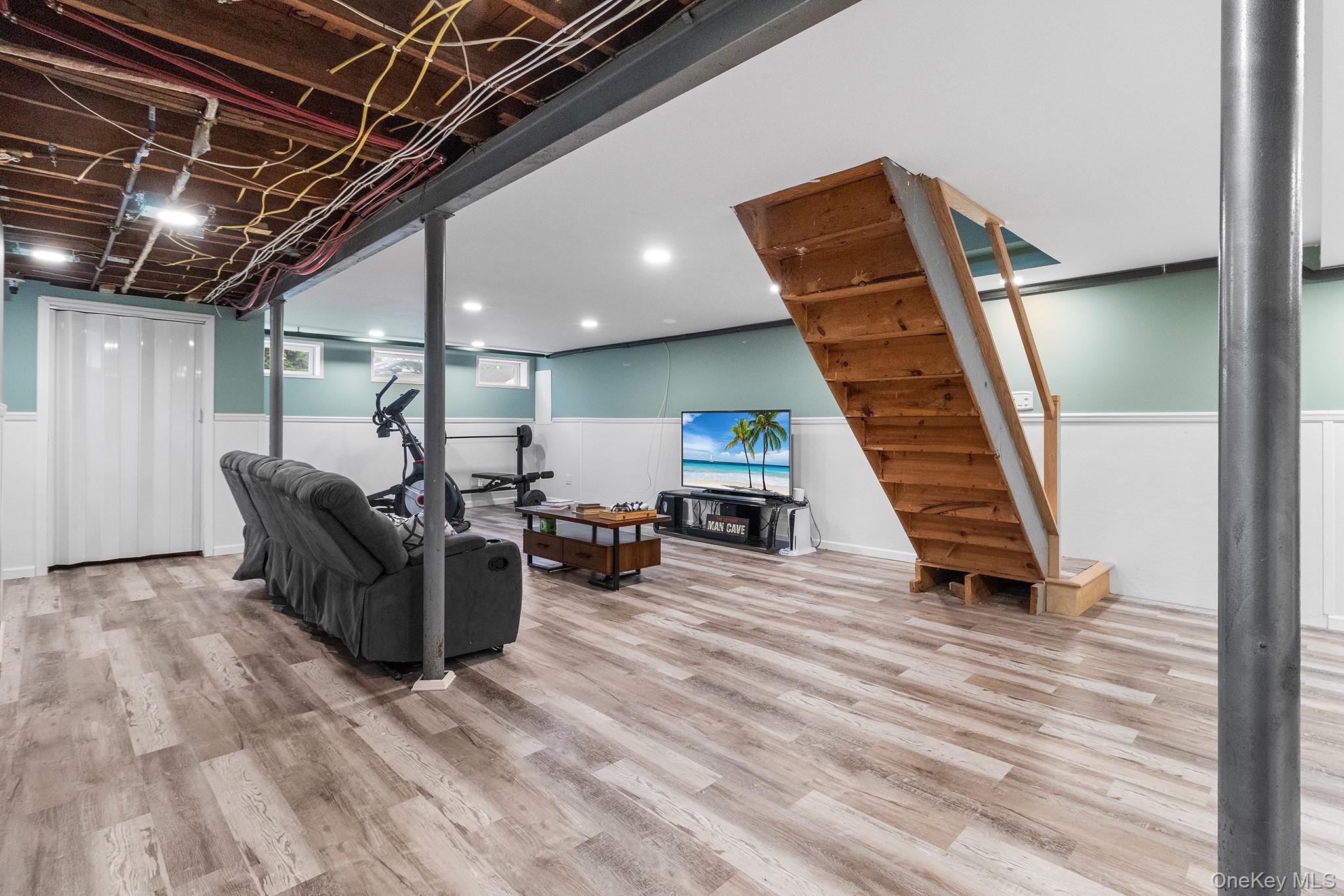 9 Elberta Drive, East Northport, NY 11731