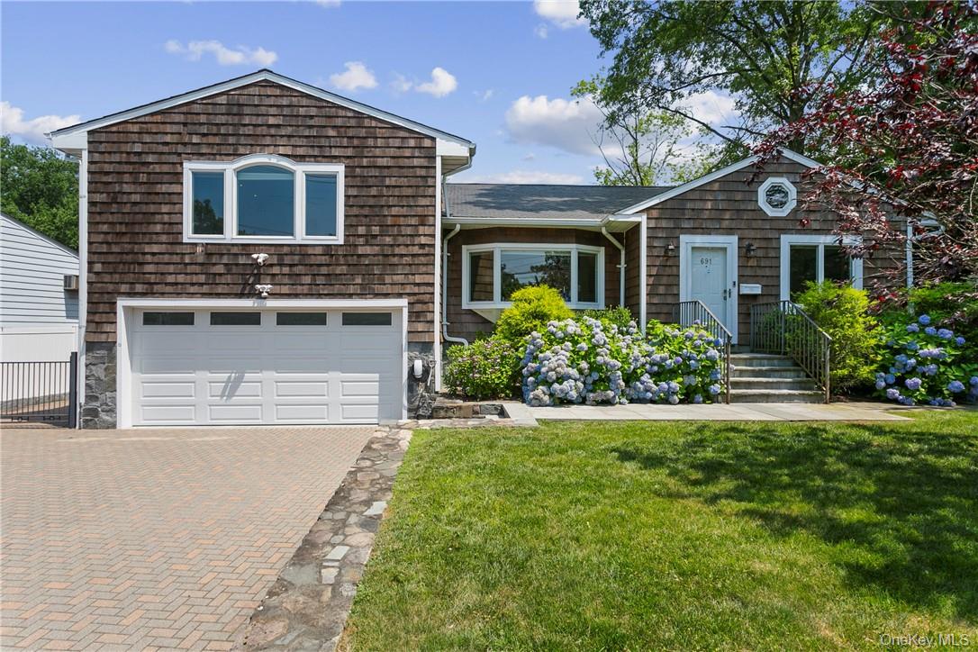 691 Wilmot Road, Scarsdale, NY 10583