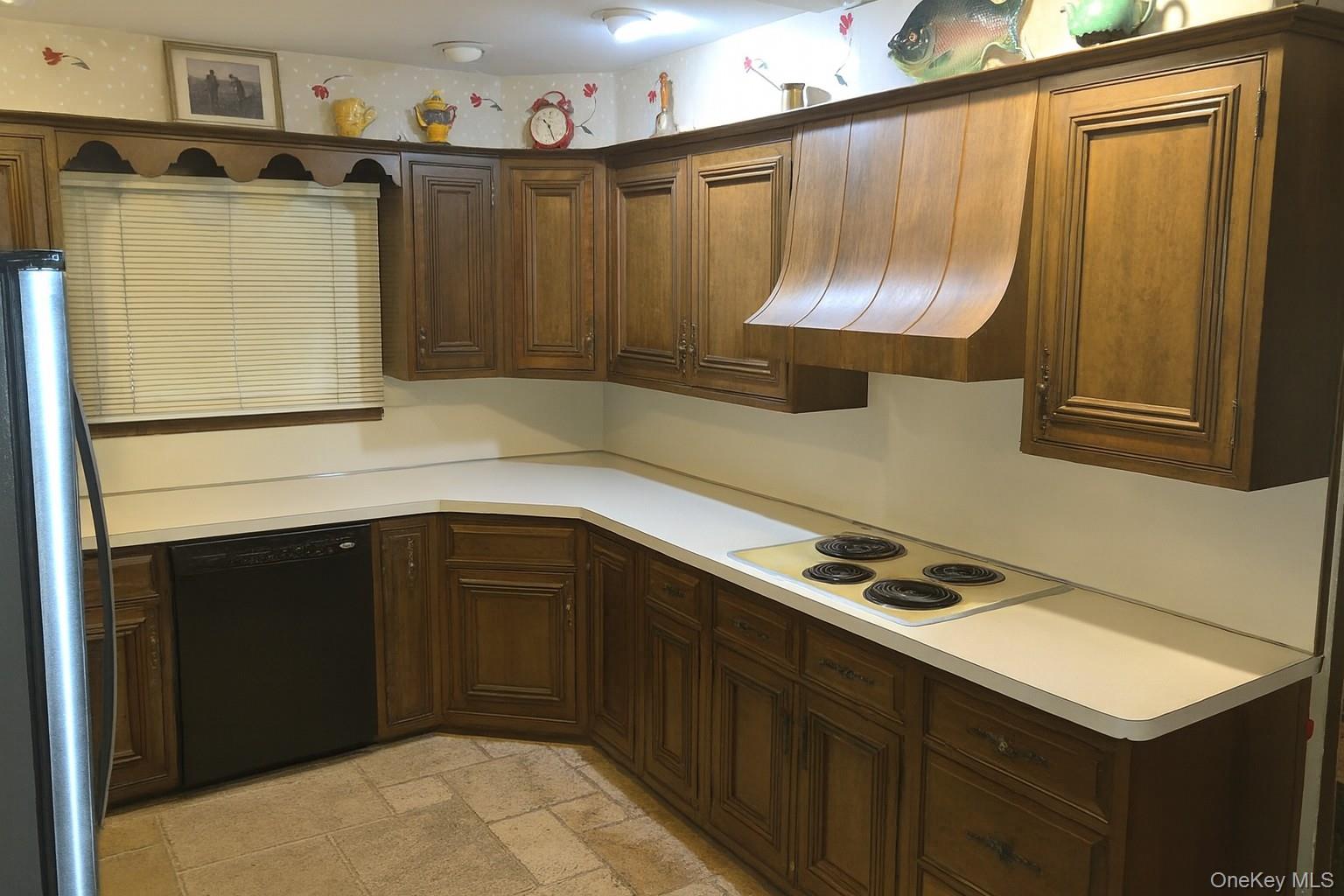 884 Troy Street, Elmont, NY 11003