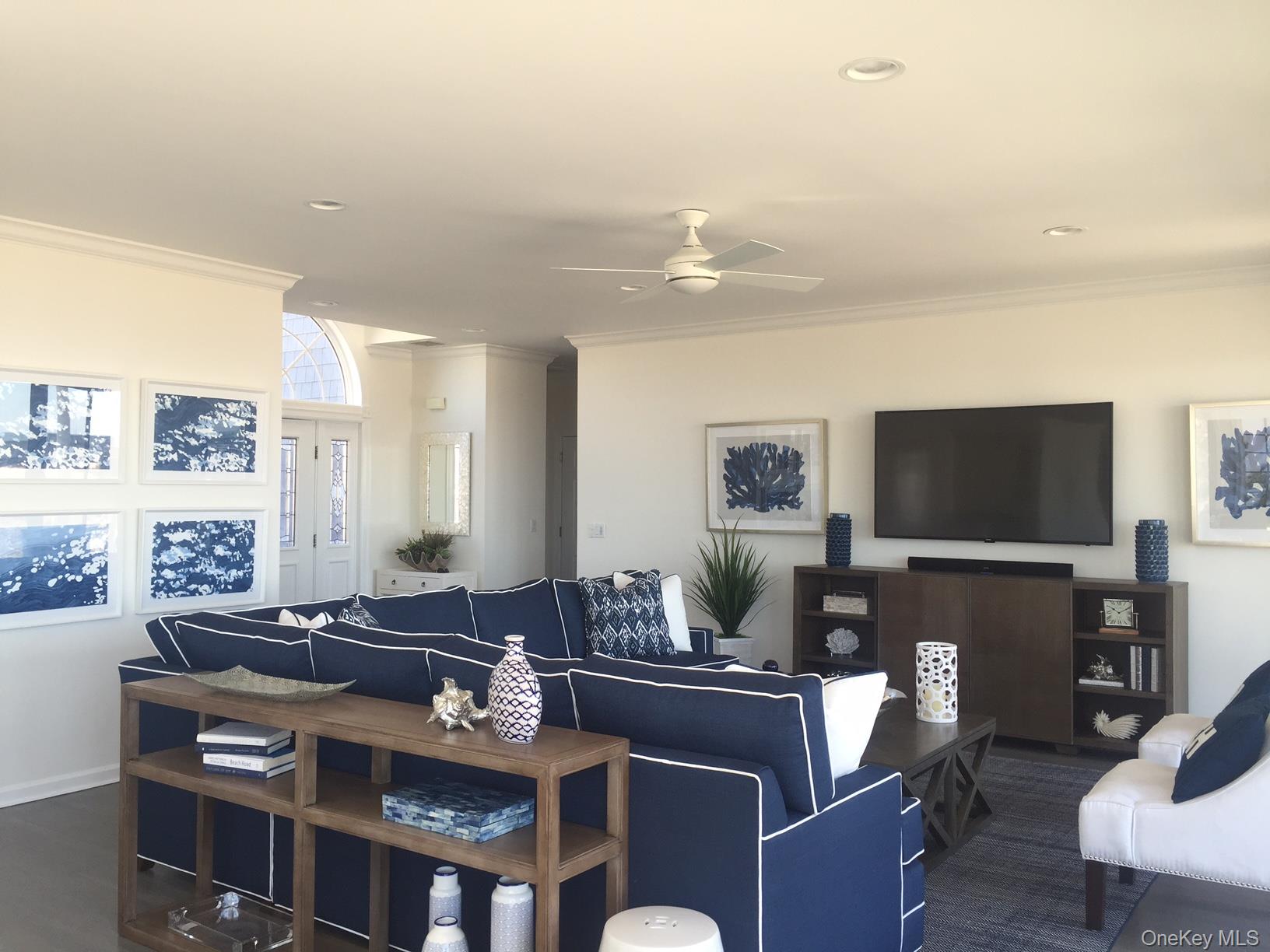 939 Dune Road, Westhampton Dunes, NY 11978