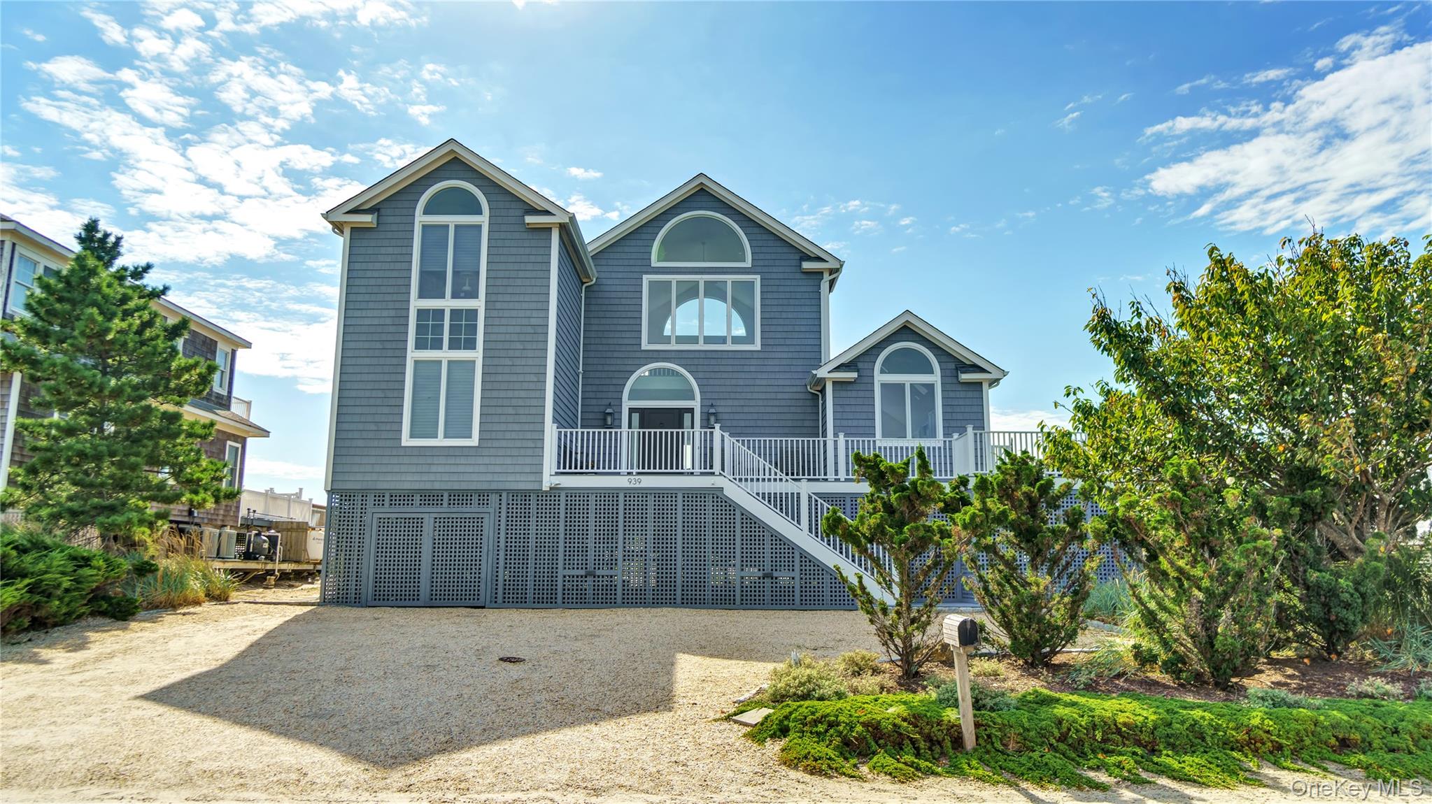 939 Dune Road, Westhampton Dunes, NY 11978