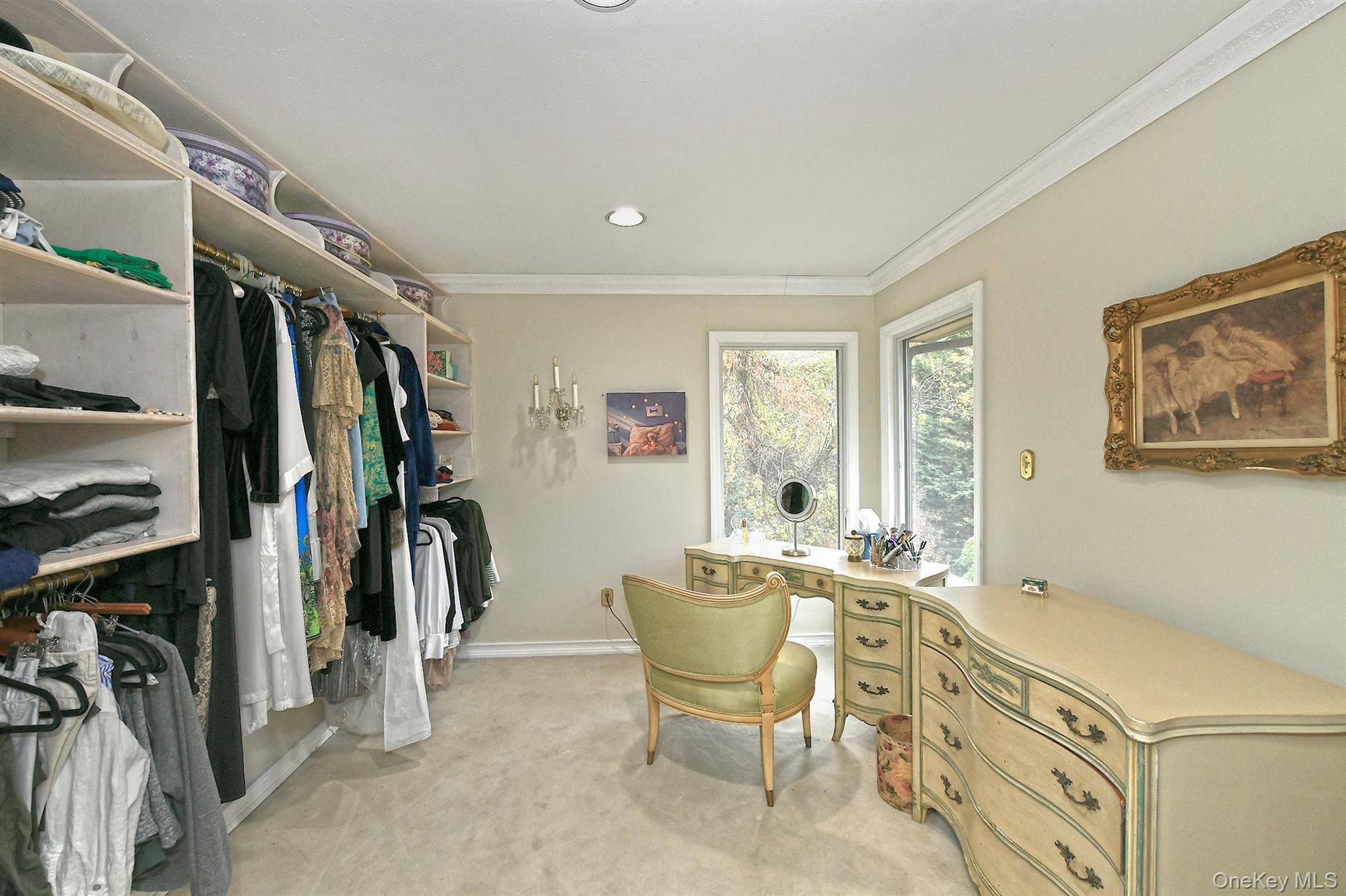 3 Pewter Place, Dix Hills, NY 11746