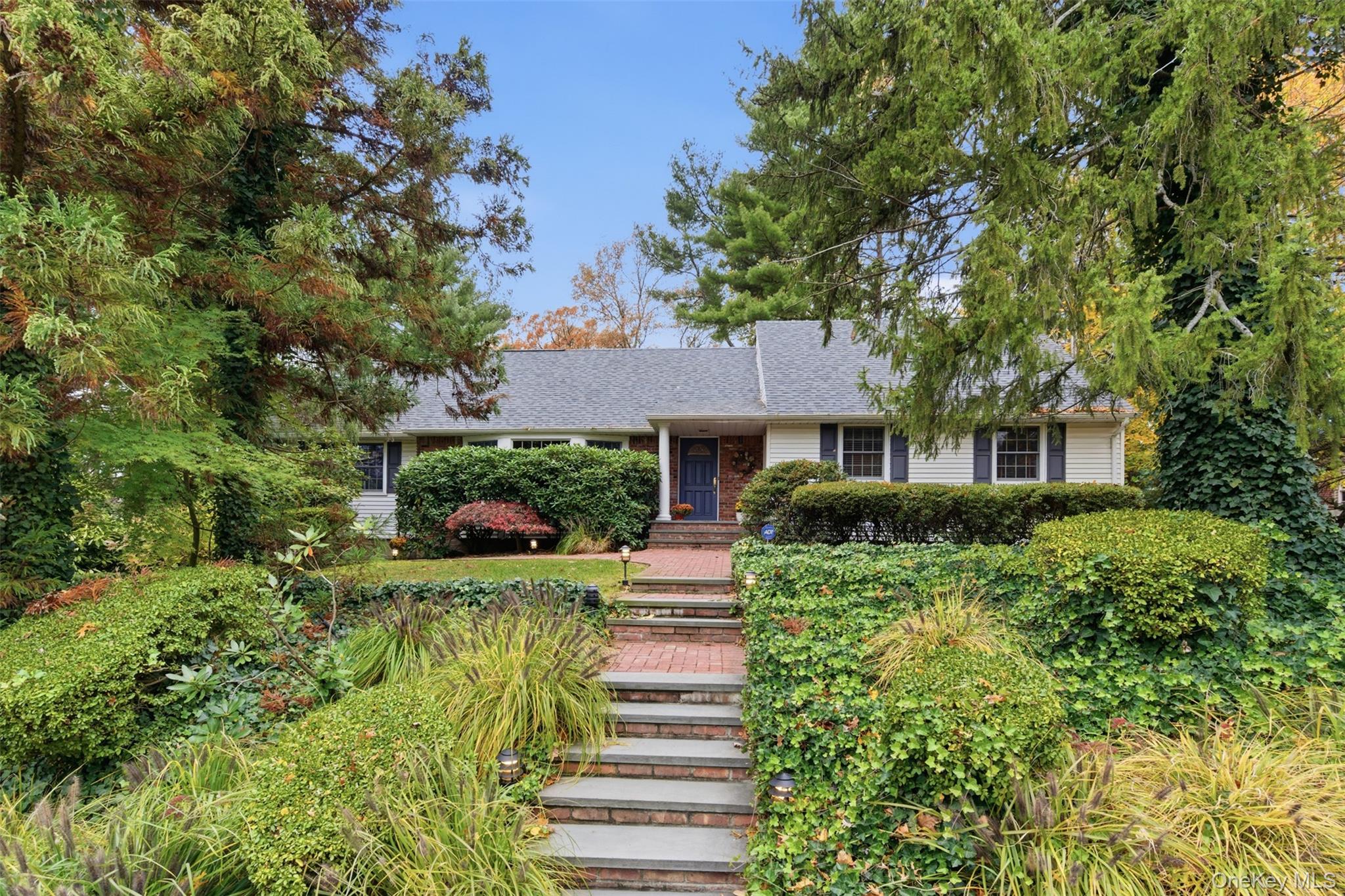 33 Marie Drive, Huntington, NY 11743