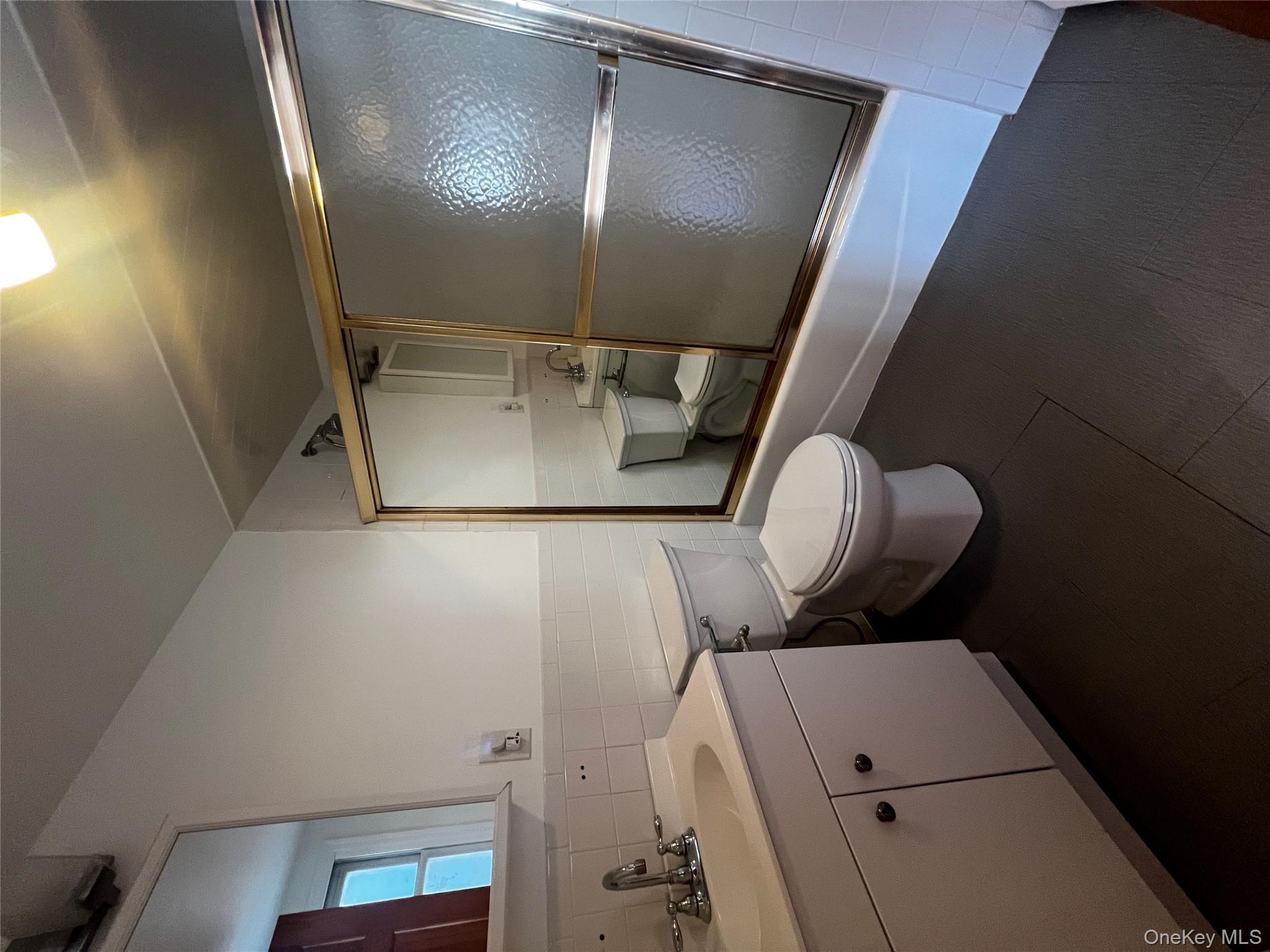 210 Bayshore Road, North Babylon, NY 11703