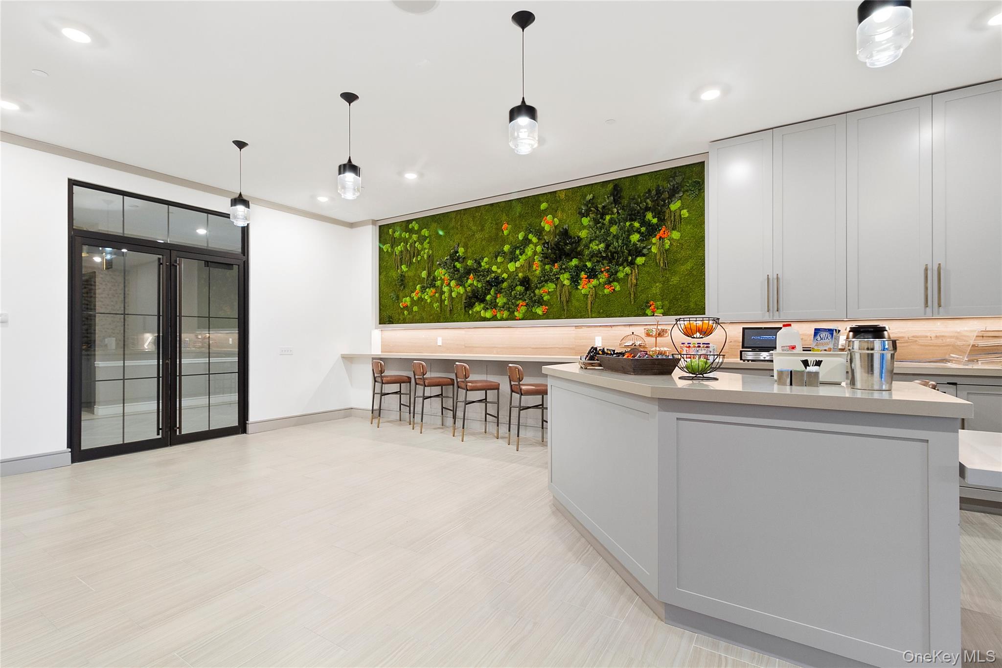 990 Corporate Drive # 431, Westbury, NY 11590