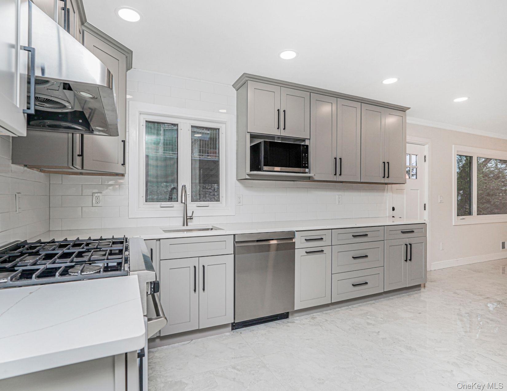 113 Longview Road, Staten Island, NY 10304