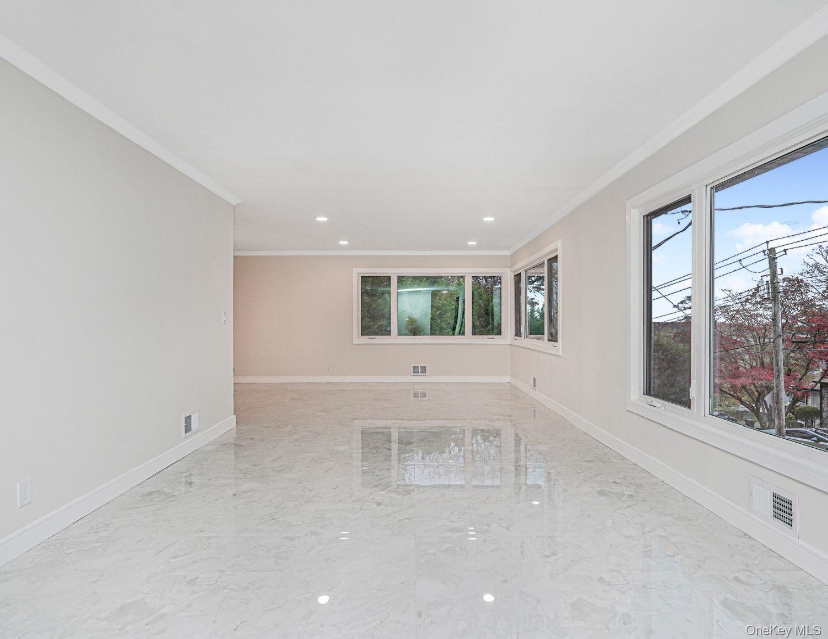 113 Longview Road, Staten Island, NY 10304