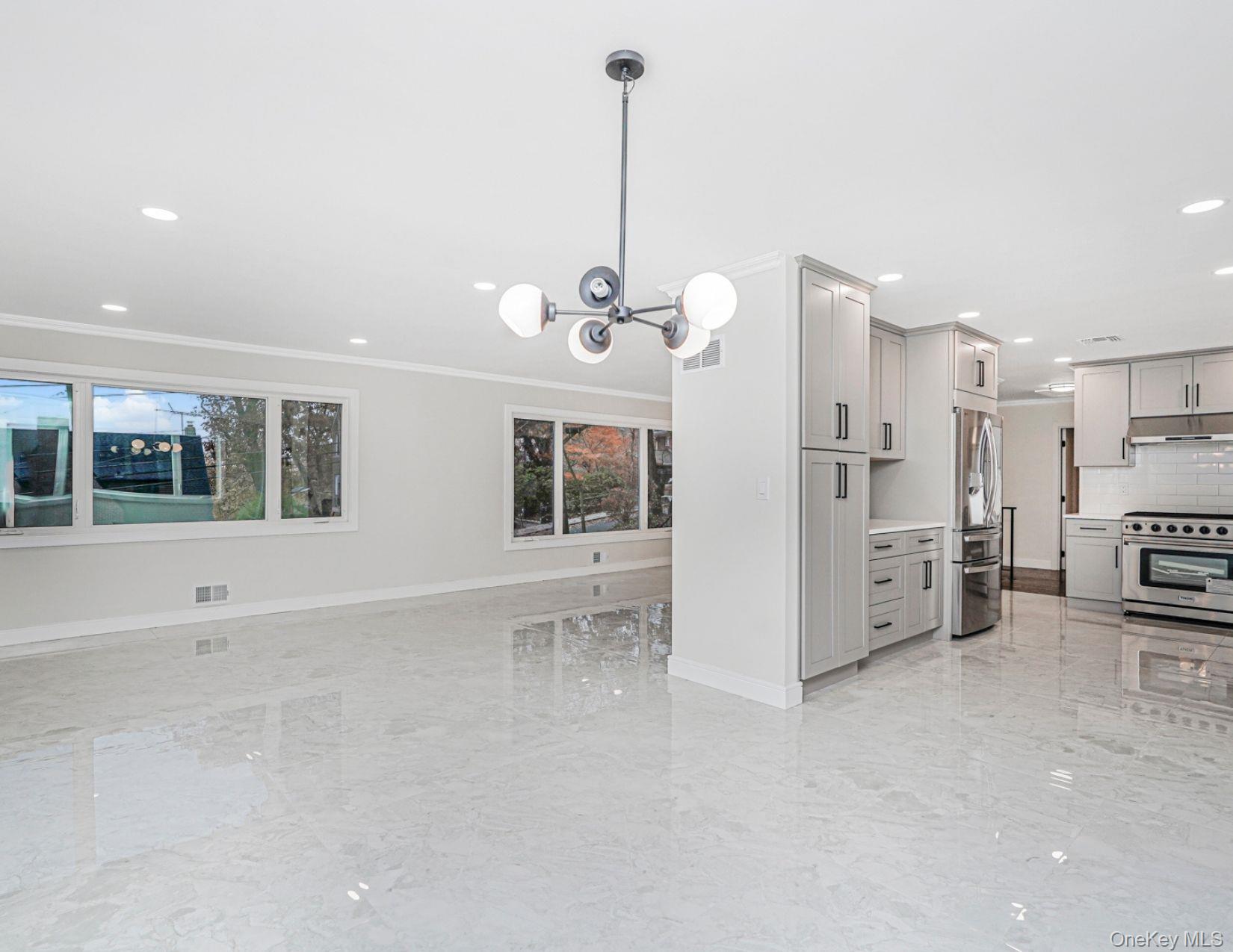 113 Longview Road, Staten Island, NY 10304