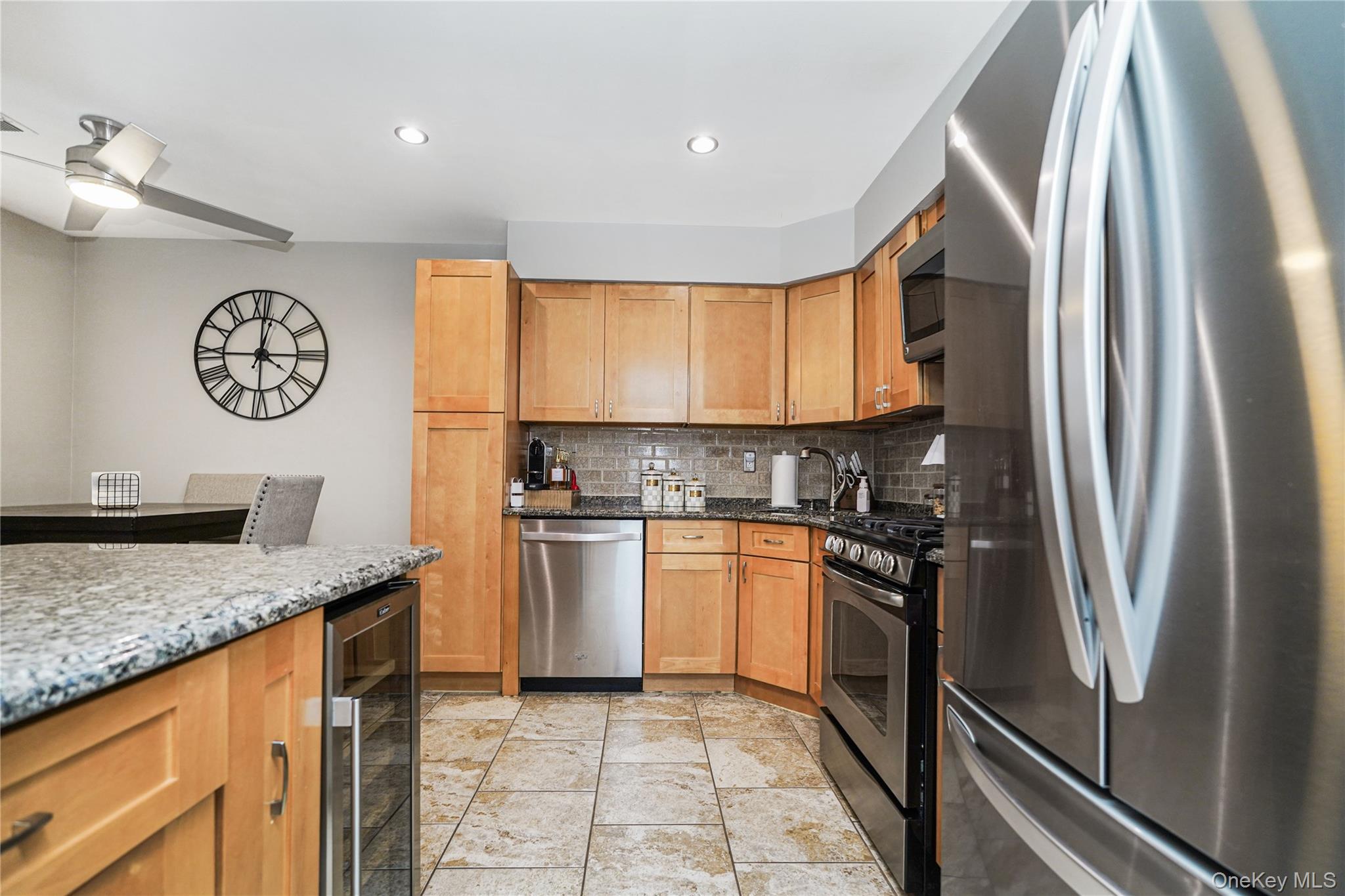 68 Gina Court, Staten Island, NY 10314