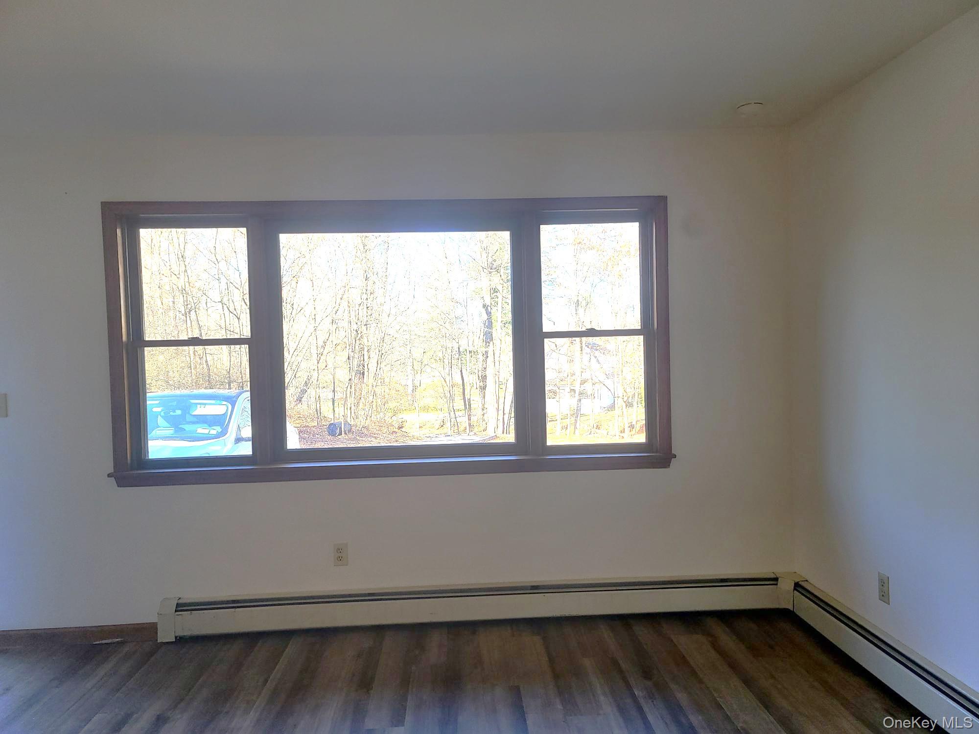 1022 Violet Avenue # Apt A, Hyde Park, NY 12538