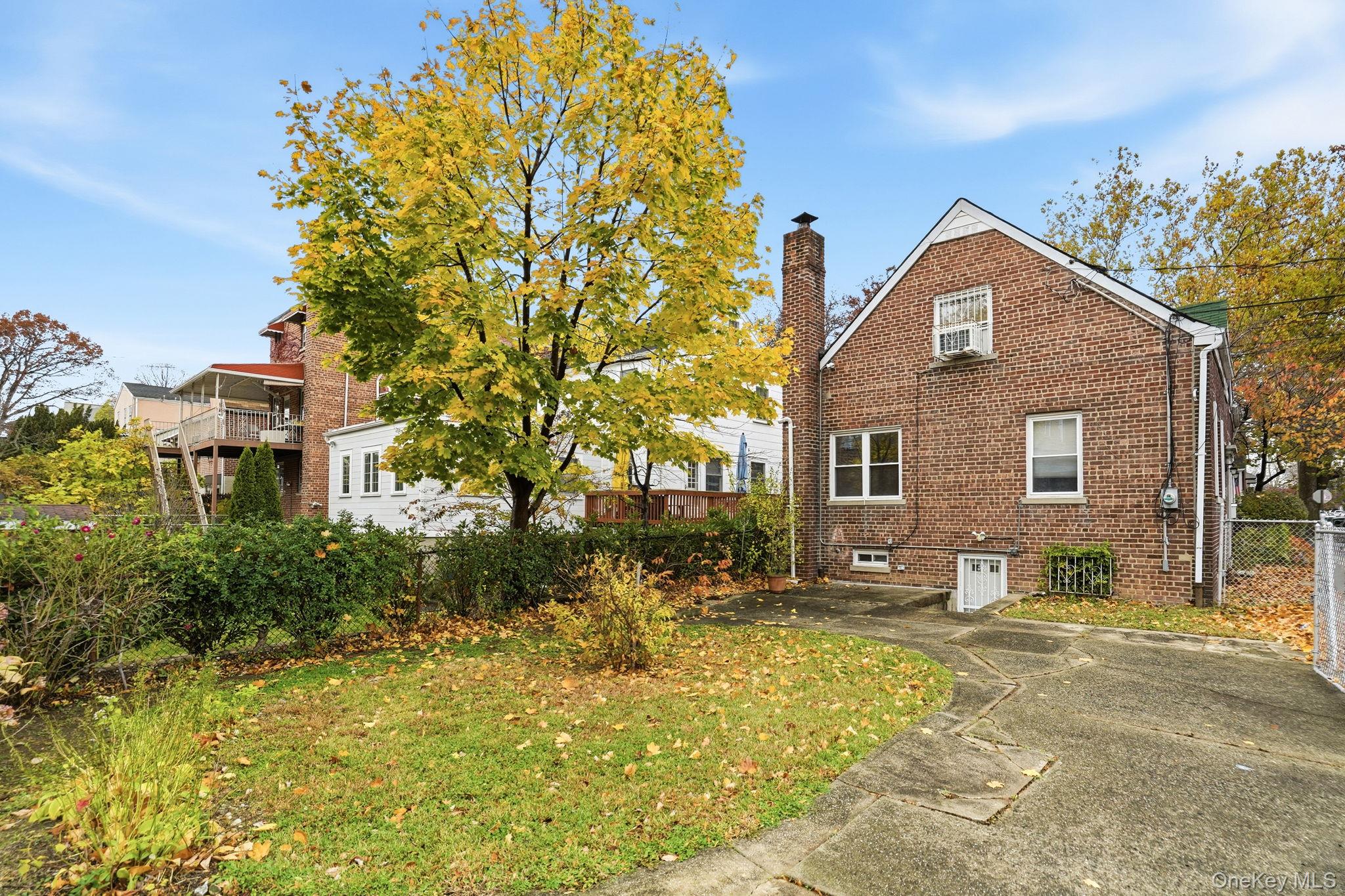 2335 Young Avenue, Bronx, NY 10469