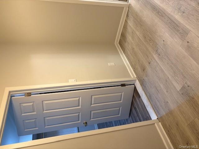 5 Greenwich Avenue # A, Bayville, NY 11709