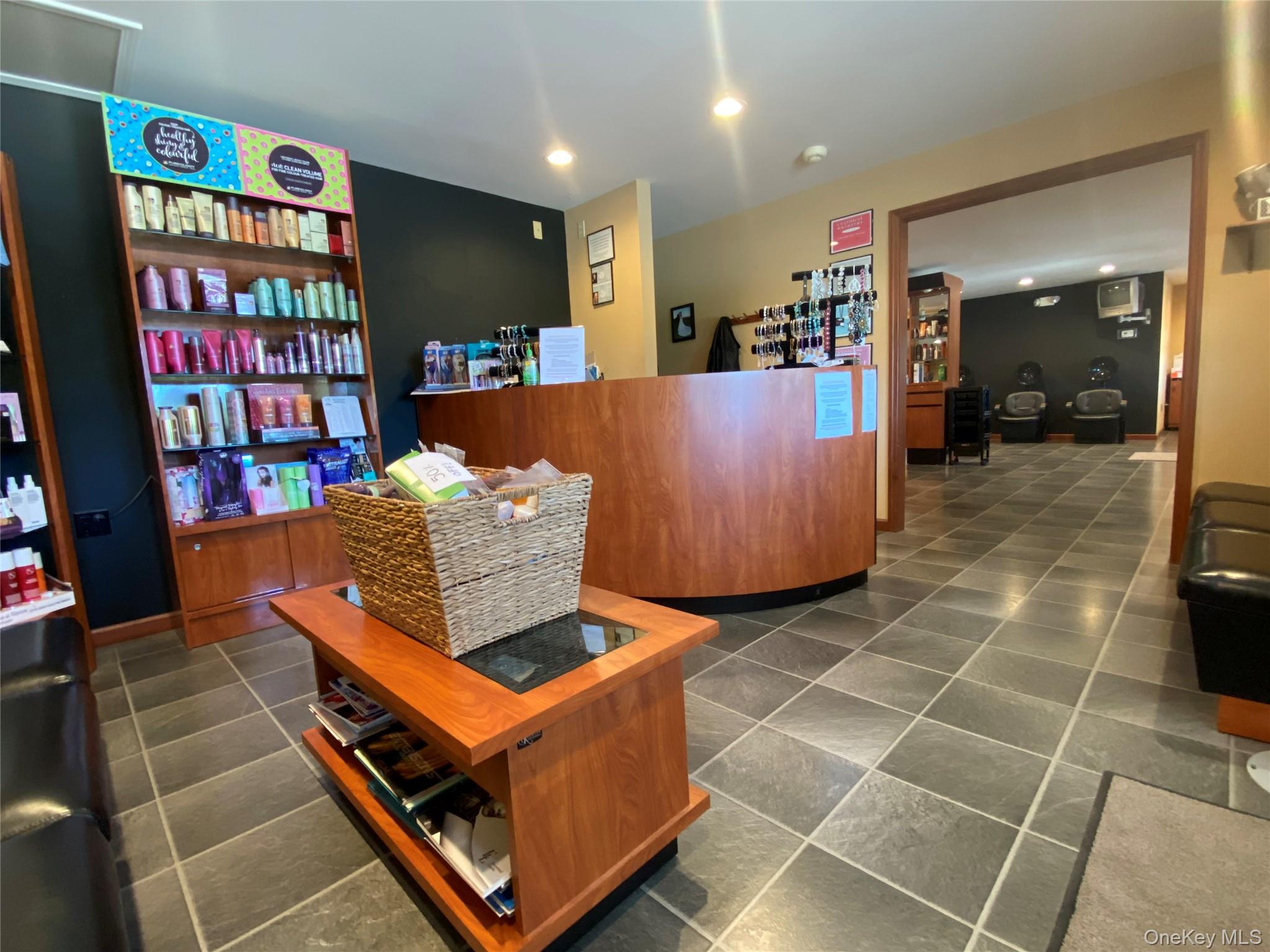 2885 State Route 17K, Middletown, NY 10941