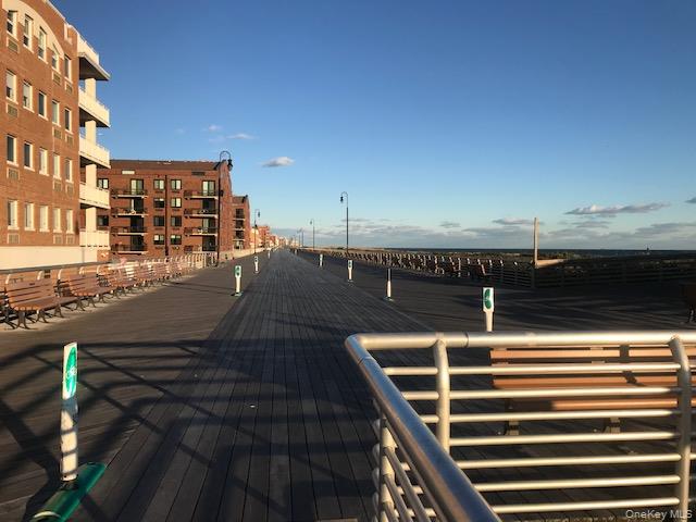 111 New York Avenue, Long Beach, NY 11561